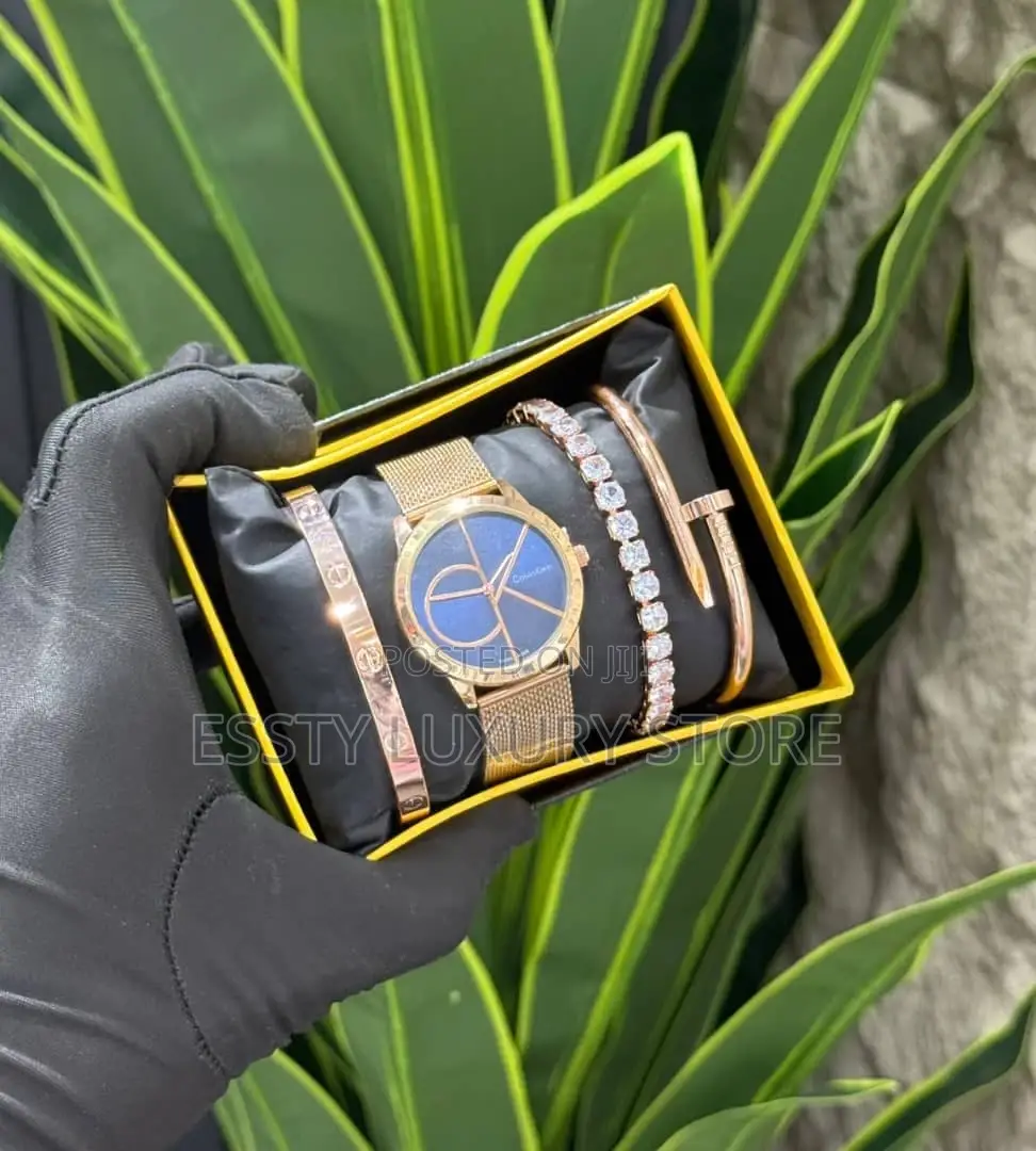 High Quality Luxury Female Wristband