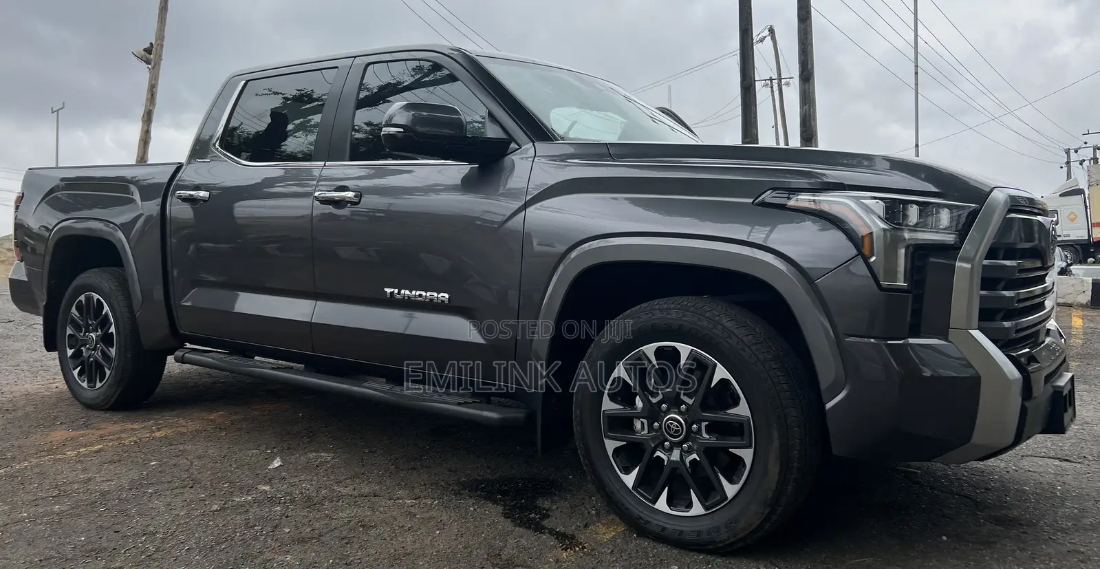 Toyota Tundra Limited CrewMax 5.5' Bed 2024 Gray