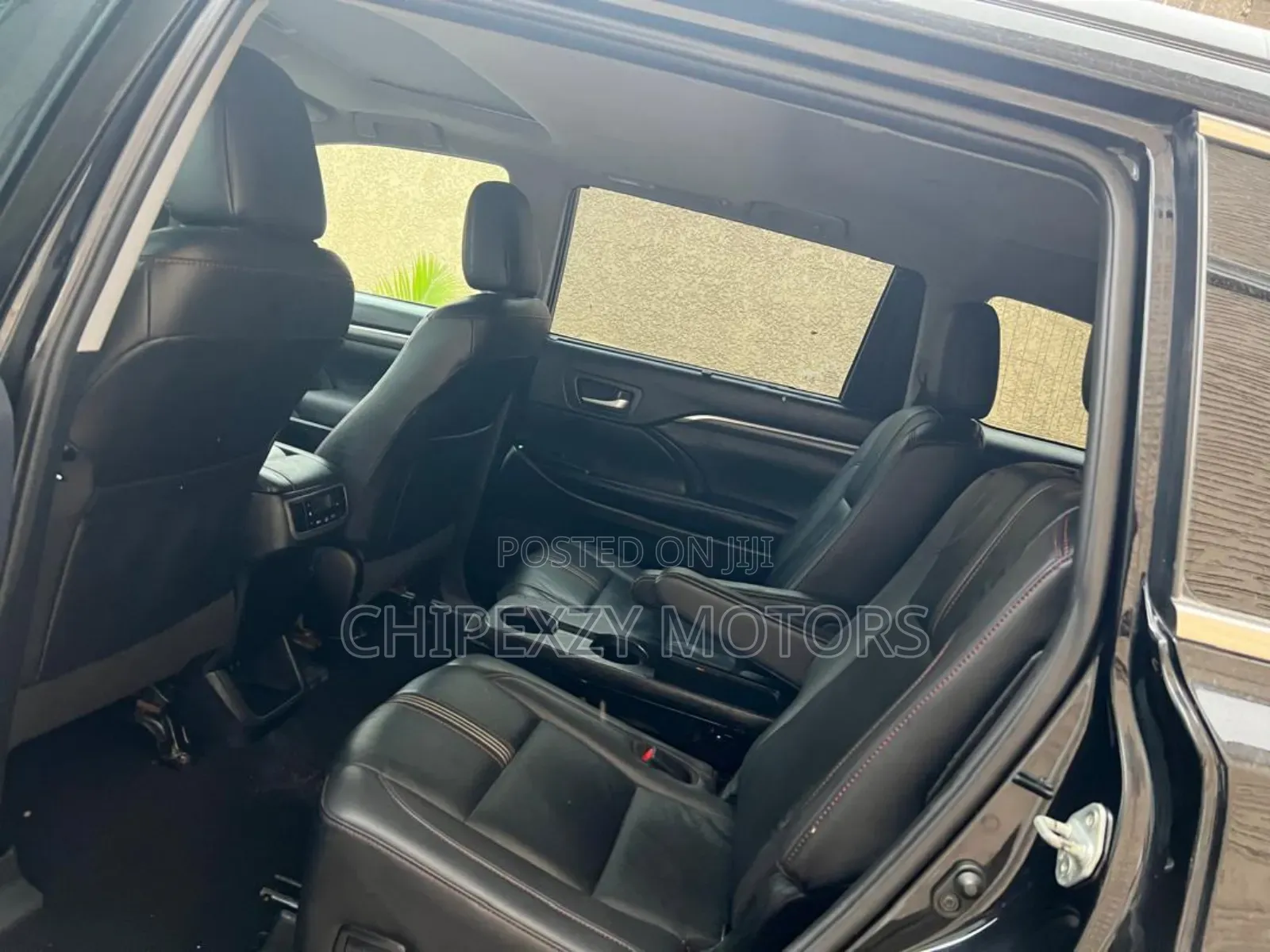 Toyota Highlander XLE 2019 Black