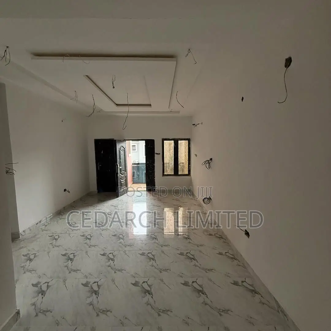3bdrm Apartment in Wuye for sale