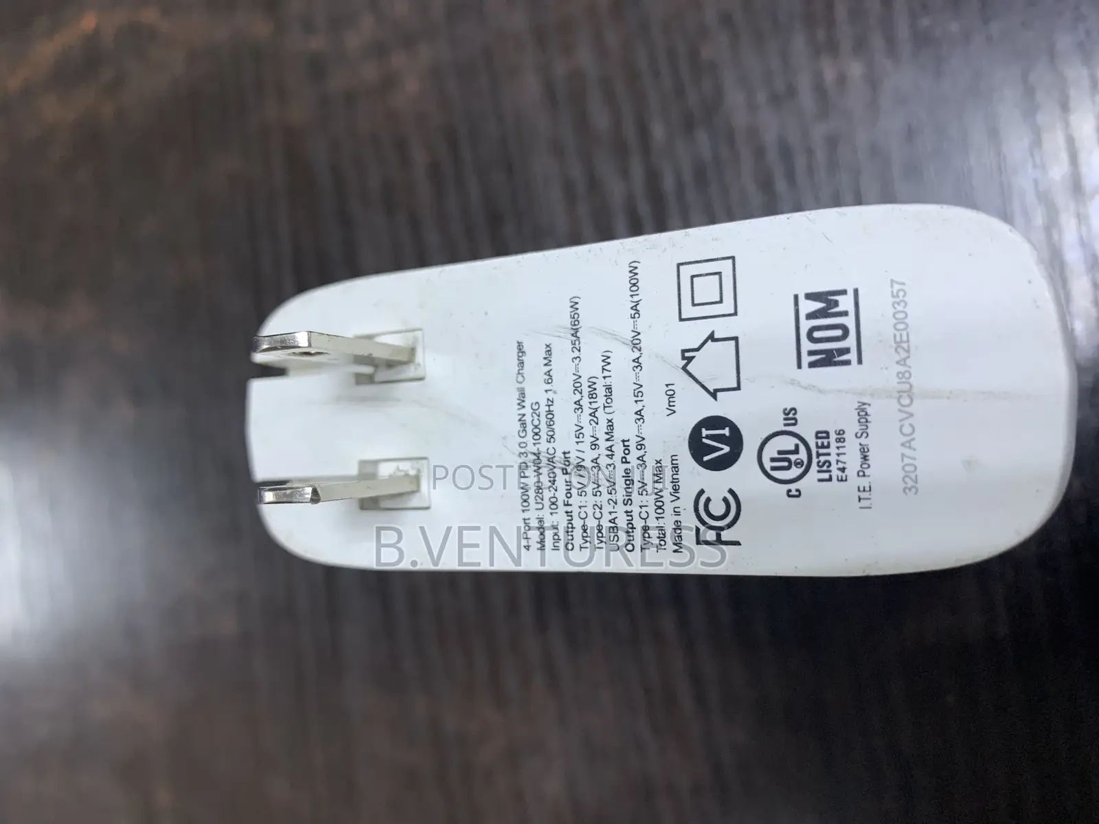 Tripp Lite 4-Port Compact 100watts Wall Charger