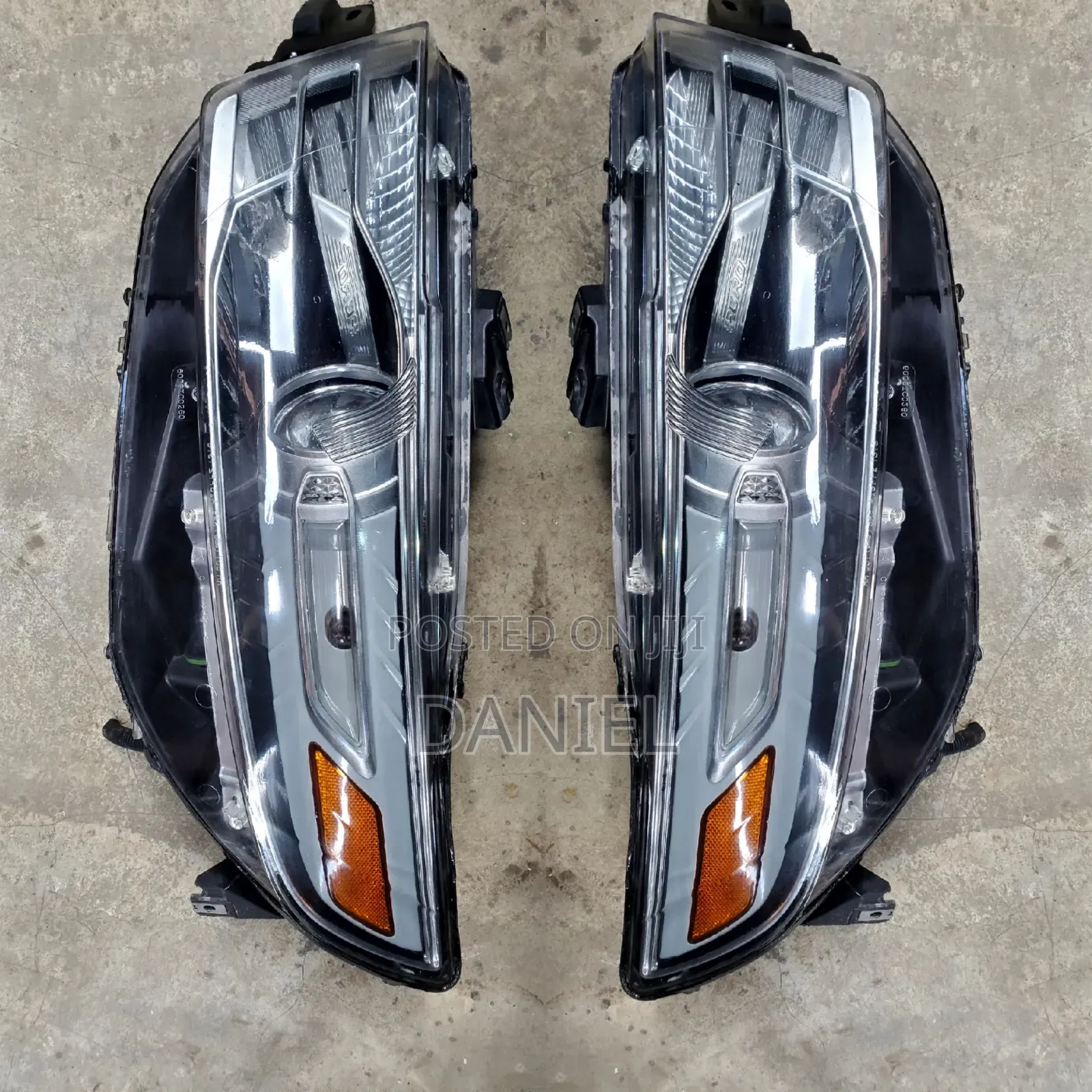 Ford Taurus 2013 Headlamp