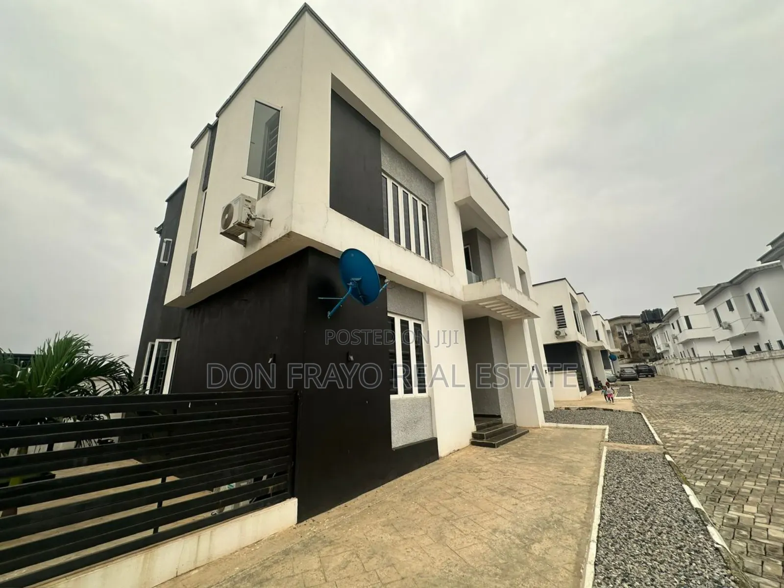 4bdrm Duplex in Carlton Gate Estate, Akobo for sale
