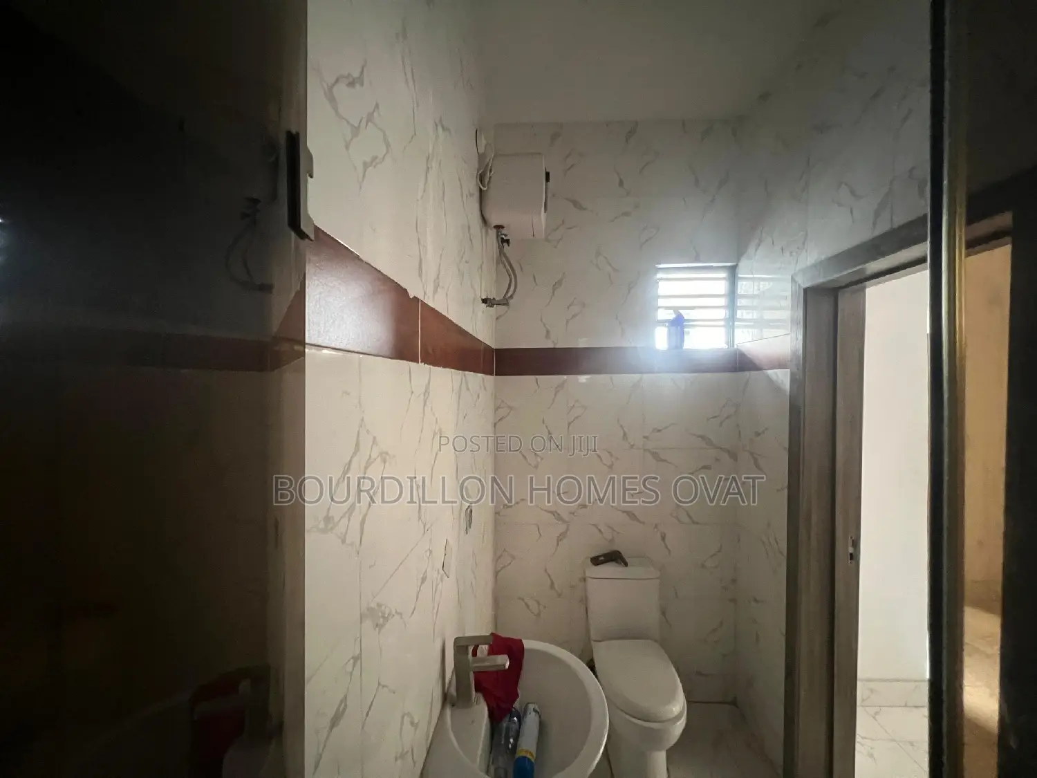 4bdrm Duplex in Ikota for rent