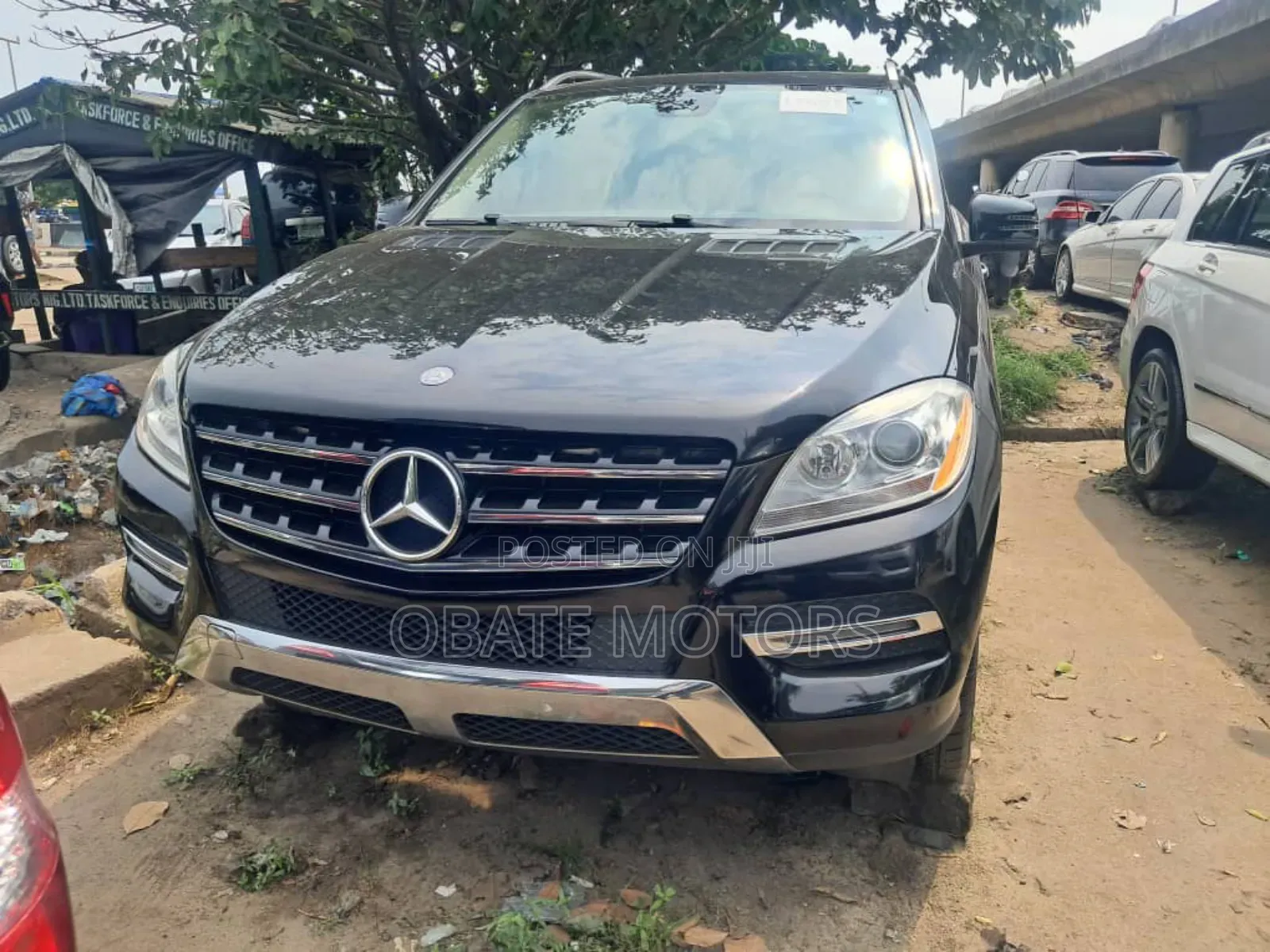 Mercedes-Benz M Class ML350 4dr SUV (3.5L 6cyl 7A) 2015 Black