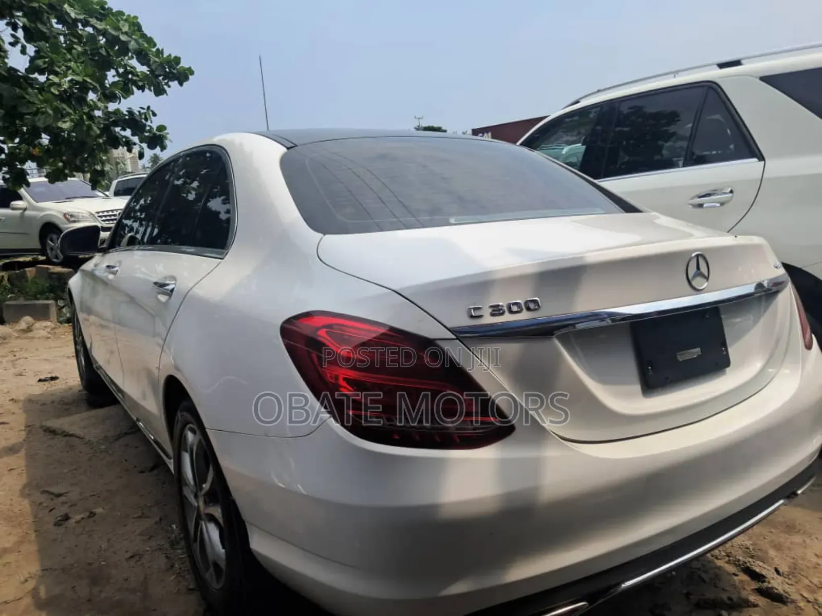 Mercedes-Benz C300 Sport 4Matic Sedan AWD (2.0L 4cyll 7A) 2016 White