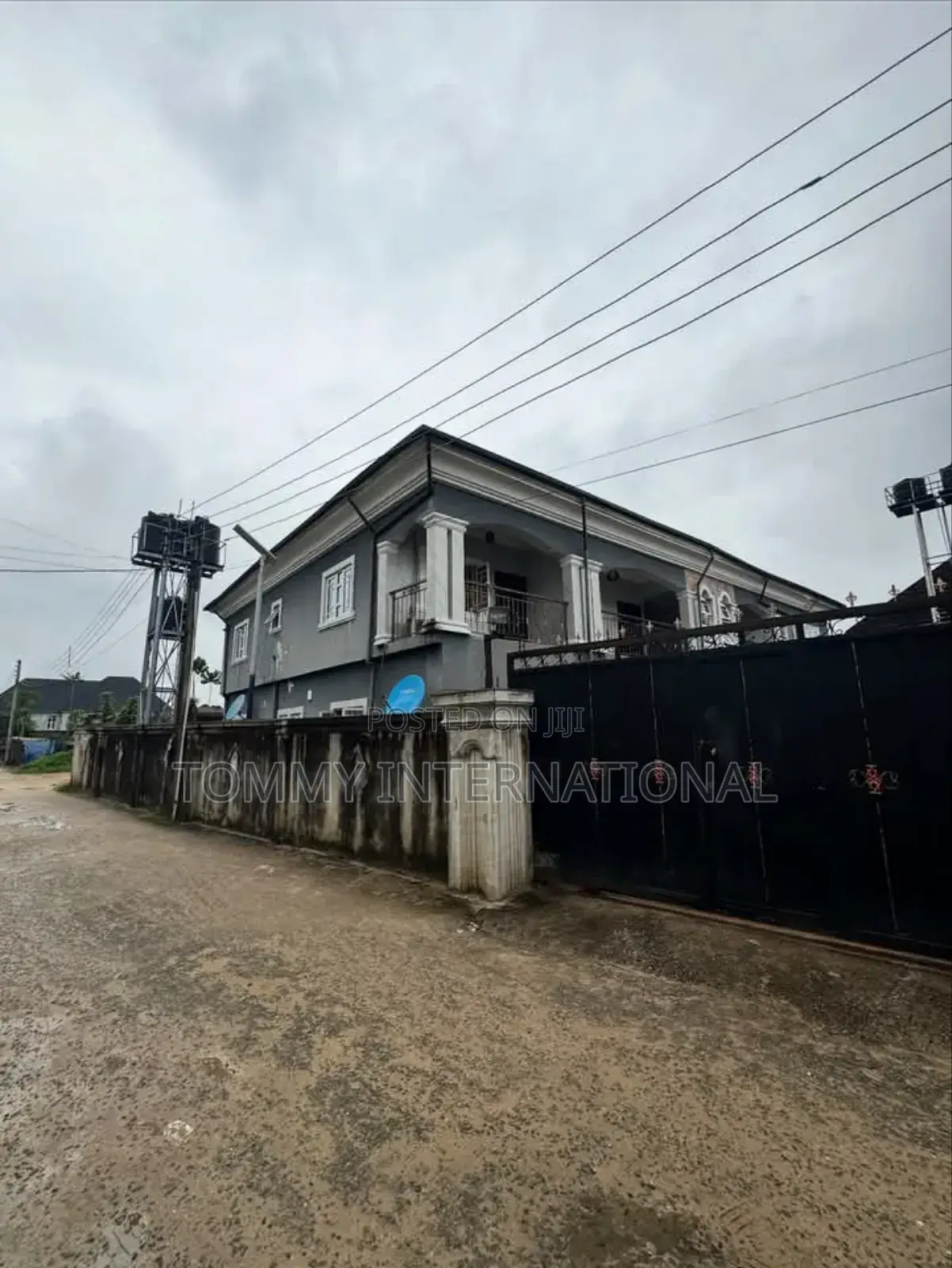 2bdrm Block of Flats in Radio Estate, Port for sale