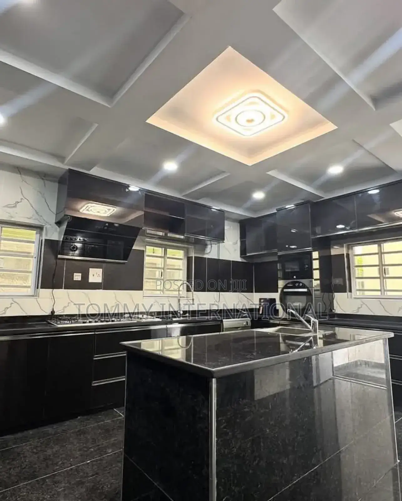 5bdrm Duplex in Cedarwood Estate, Port-Harcourt for sale