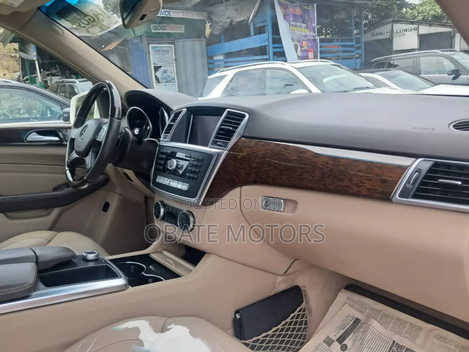 Mercedes-Benz M Class ML350 4dr SUV (3.5L 6cyl 7A) 2015 White