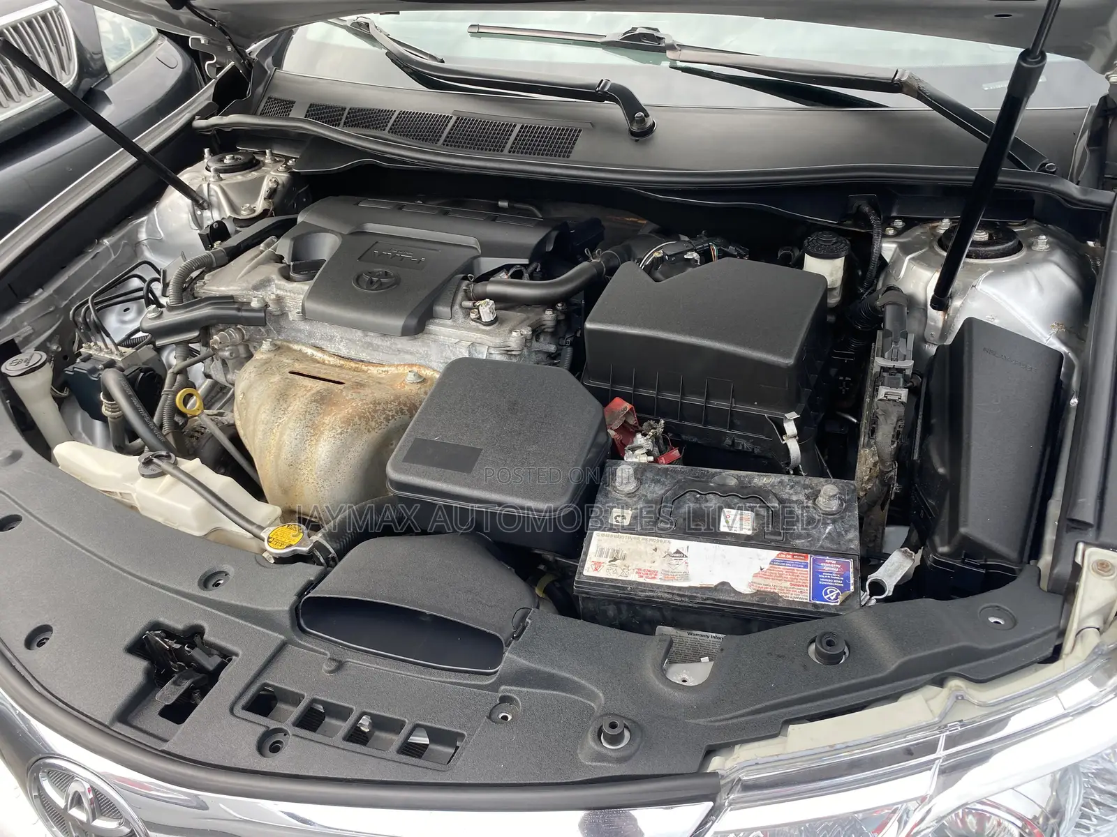 Toyota Camry LE 4dr Sedan (2.5L 4cyl 6A) 2013 Silver