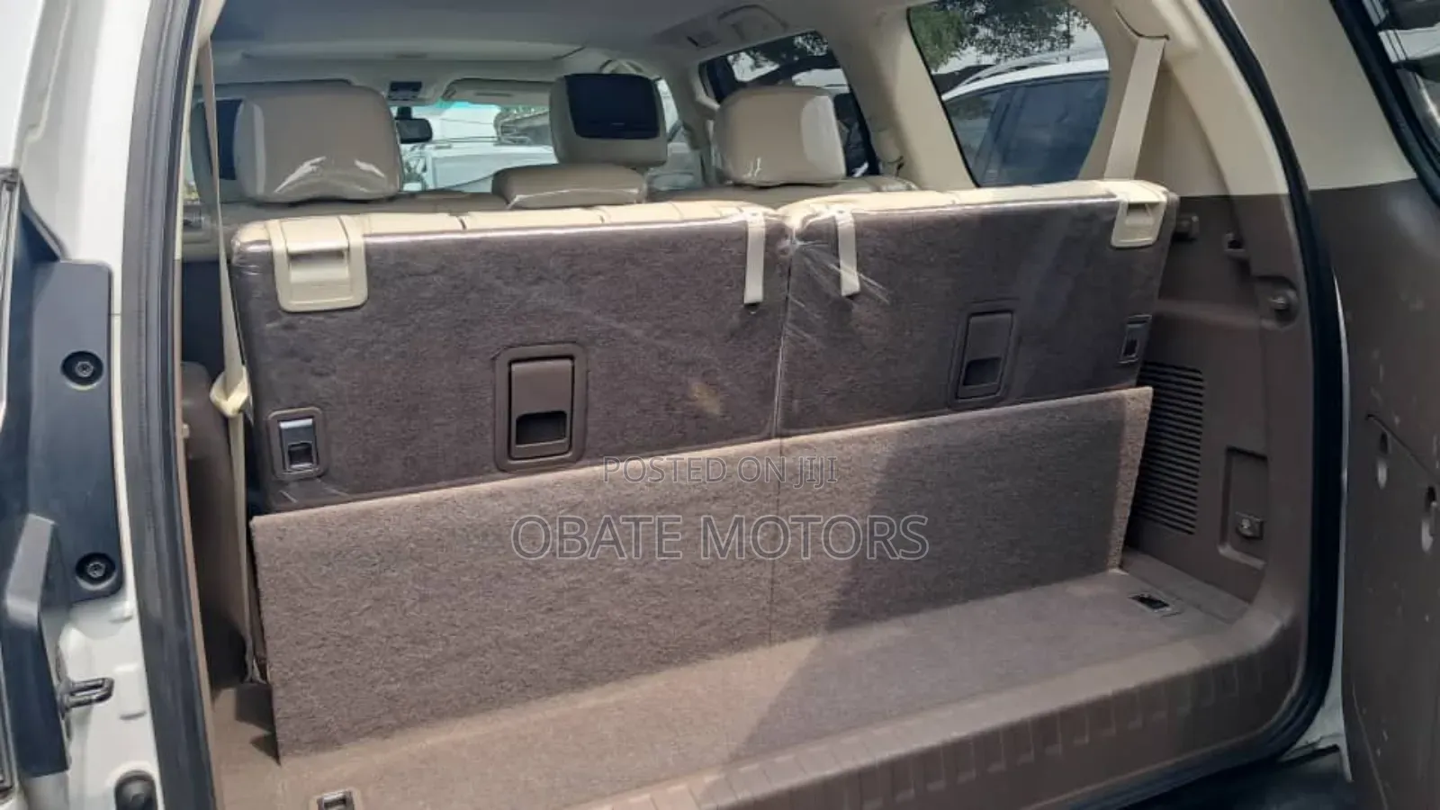Lexus GX 460 Luxury 2016 White