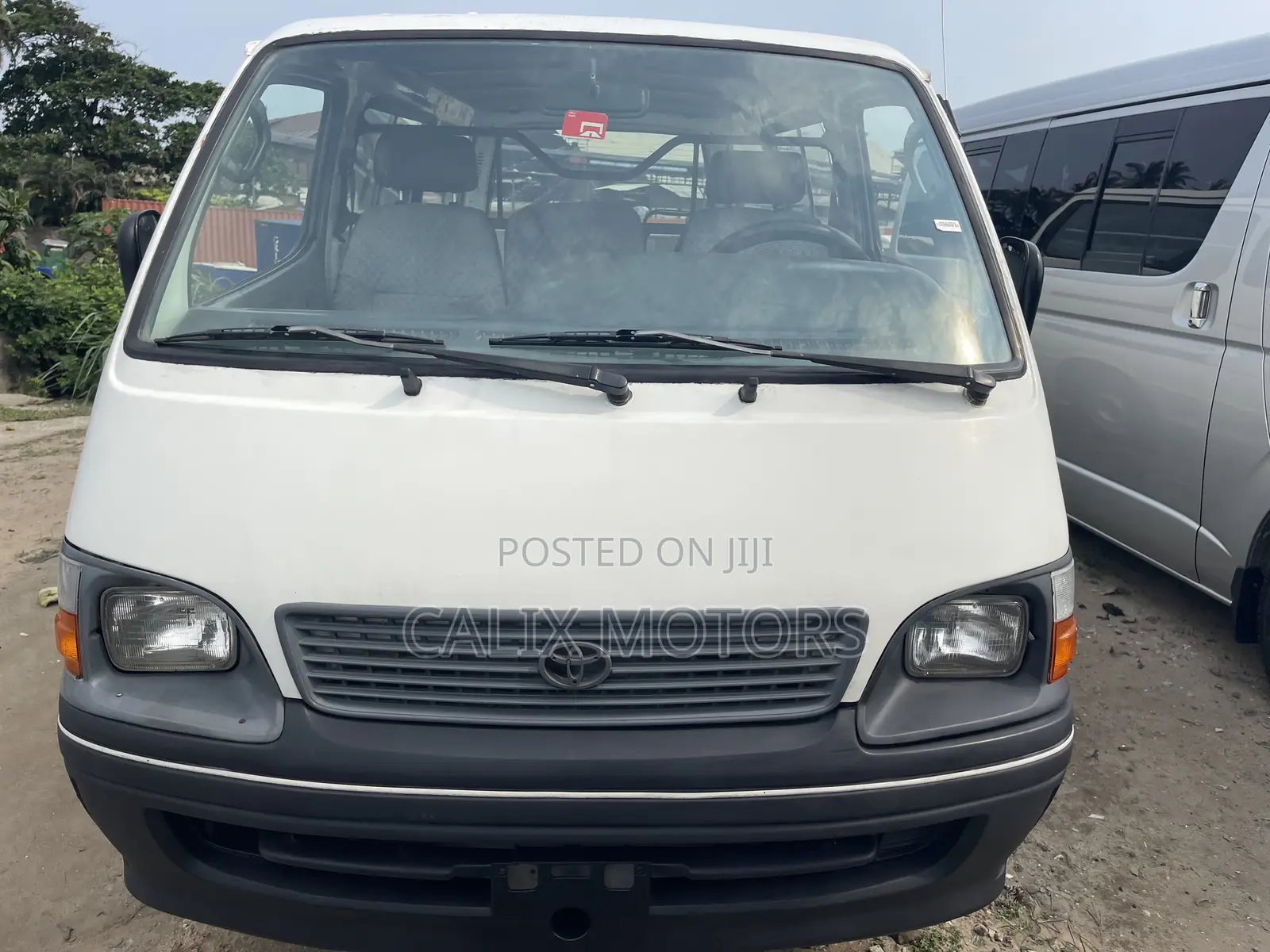 Toyota HiAce 2008 White