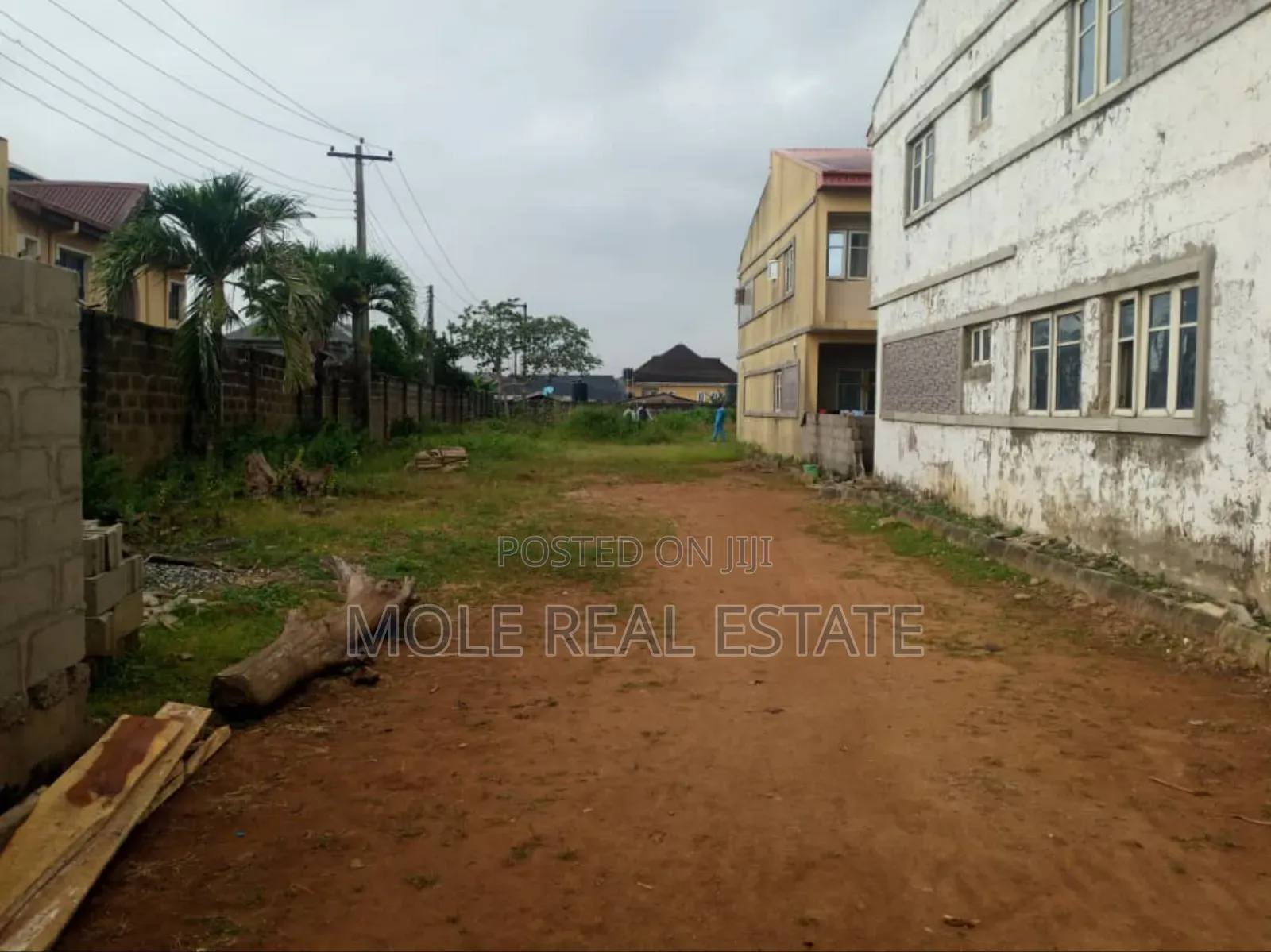 Furnished 3bdrm Duplex in Abaranje Ikotun for sale