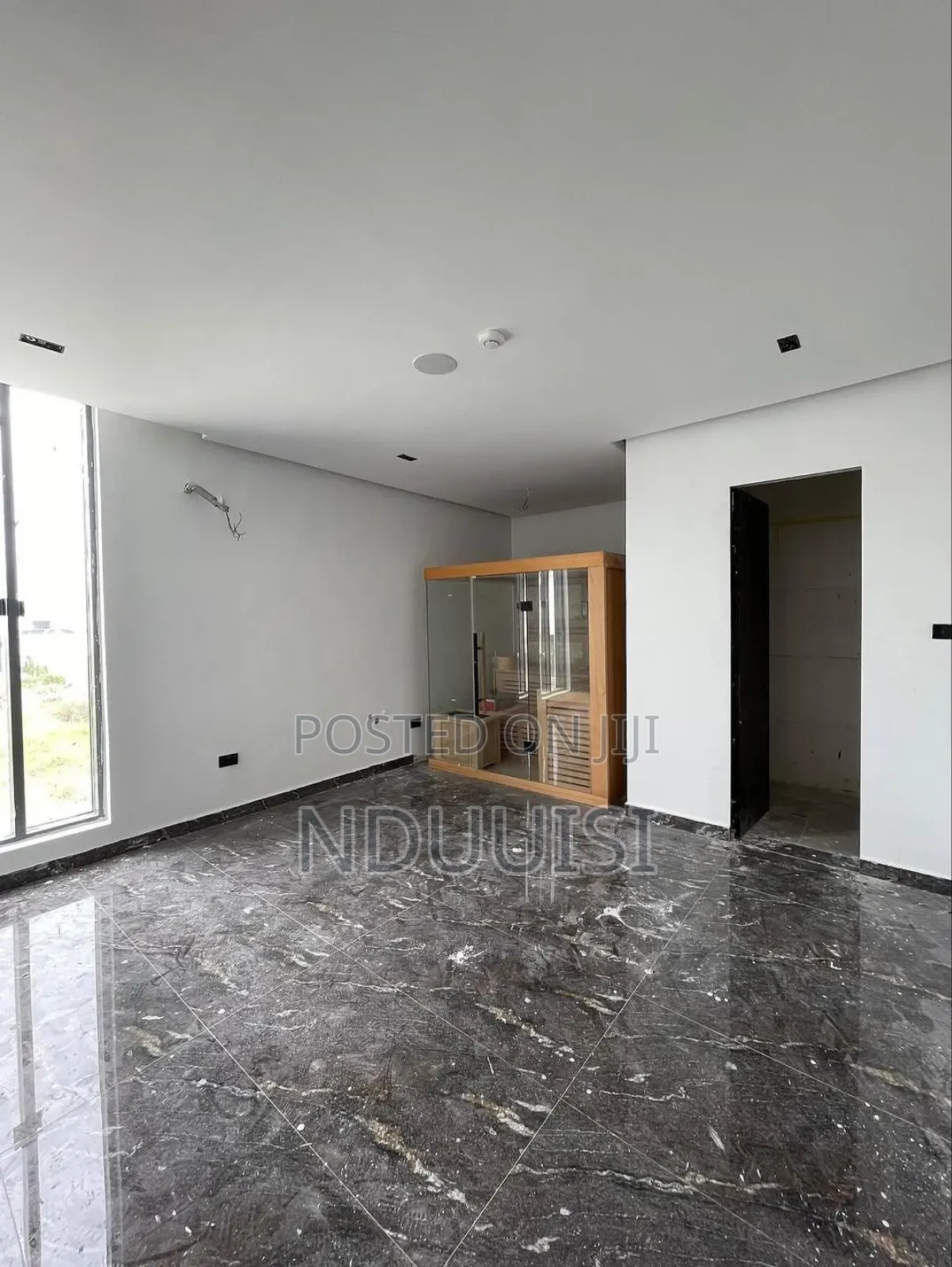 5bdrm Duplex in Cowrie Creek, Lekki Phase 1 for sale