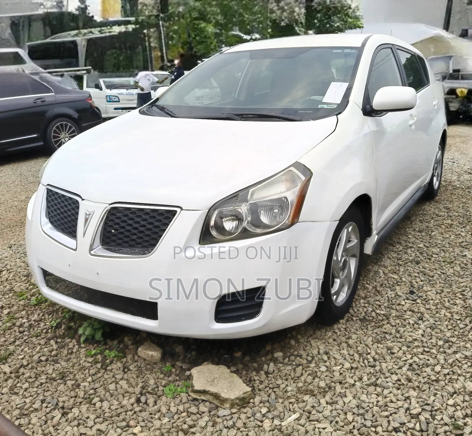 Pontiac Vibe 2009 White