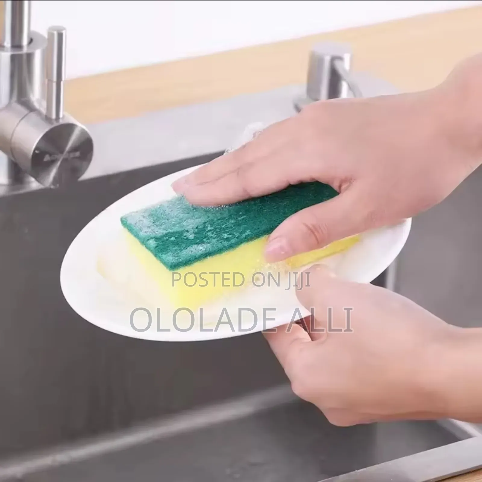 Soap Dispenser With Foam Sponge