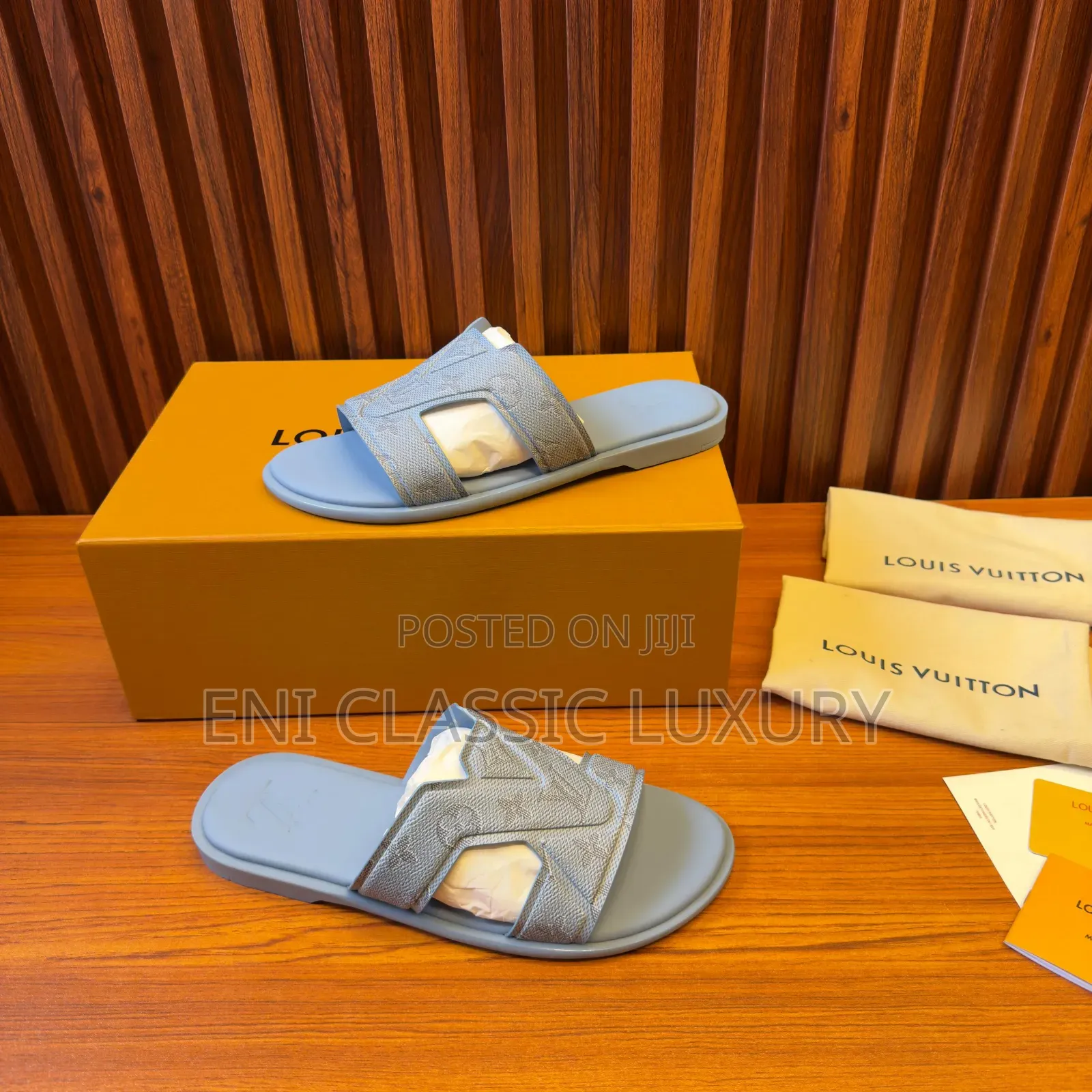 Pure Quality Luxury Men's Slippers Louis Vuitton