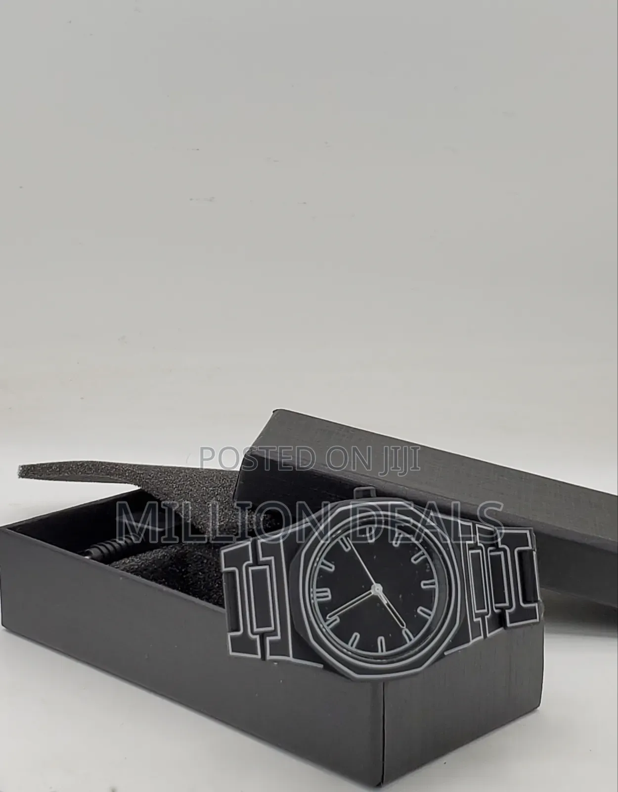 Stylish Classic Black Silicon Strap Men's Wrist Watch