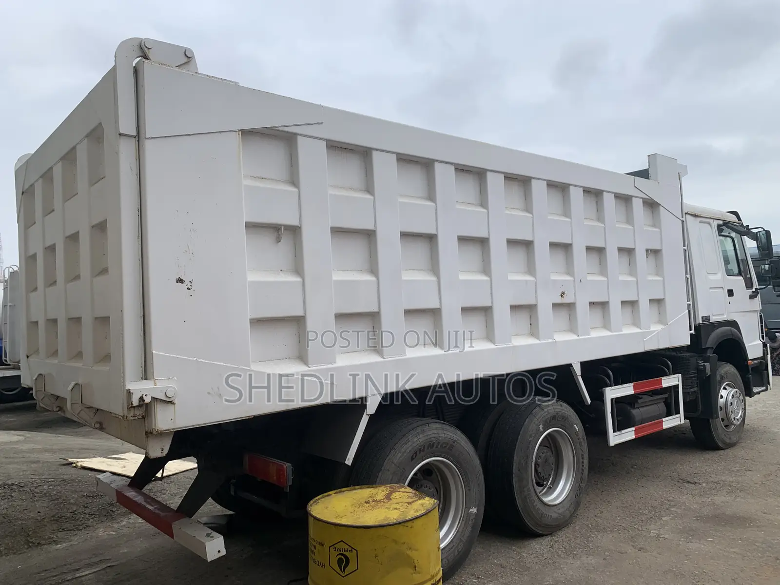 Foriegn Used Howo Dump Truck for Sale
