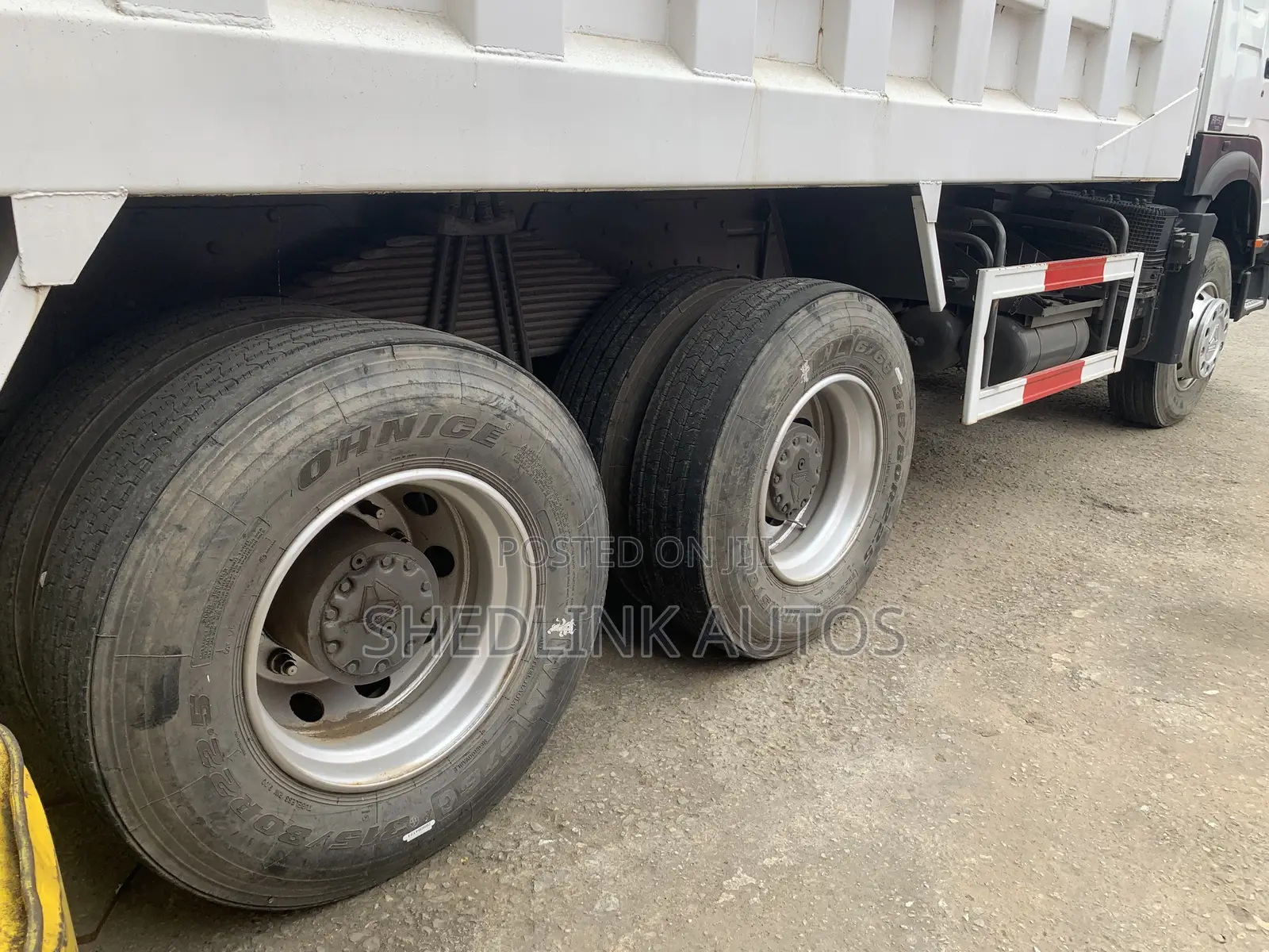 Foriegn Used Howo Dump Truck for Sale