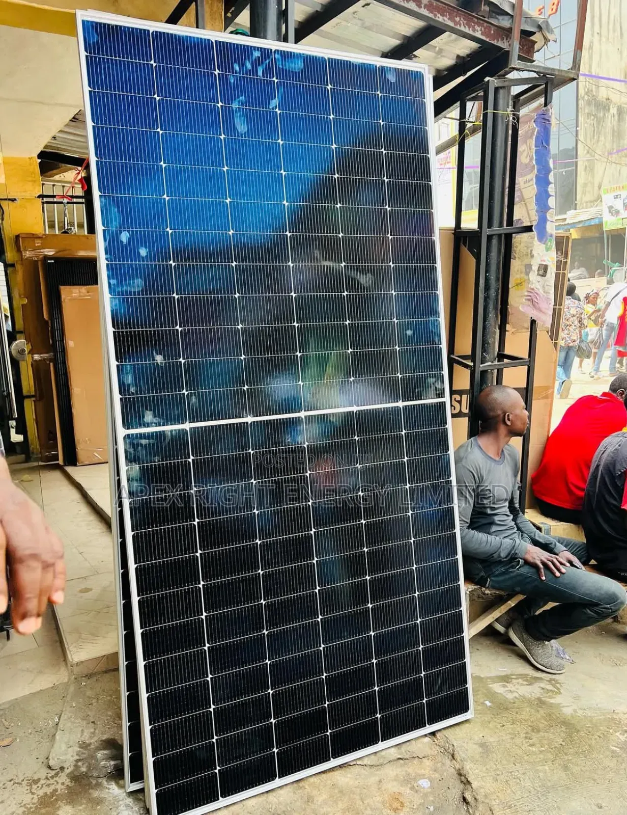650watts Jinko Bi-facial Mono Crystalline Panel