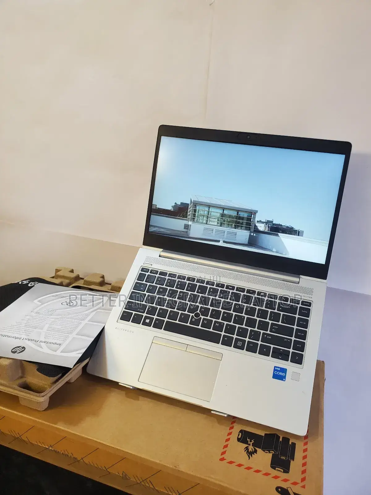 New Laptop HP EliteBook 735 G6 12GB Intel Core I5 SSD 512GB