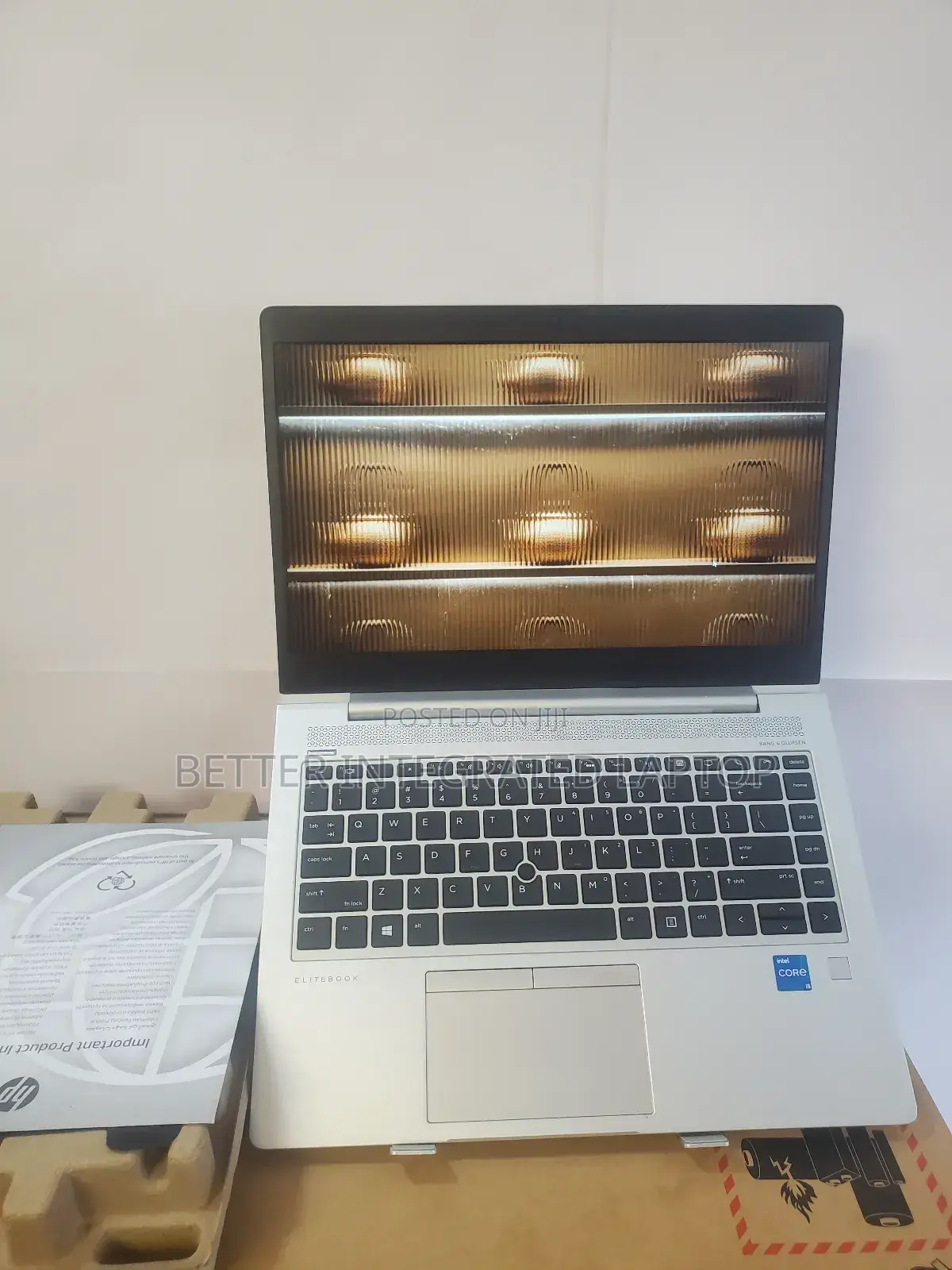 New Laptop HP EliteBook 735 G6 12GB Intel Core i5 SSD 1T