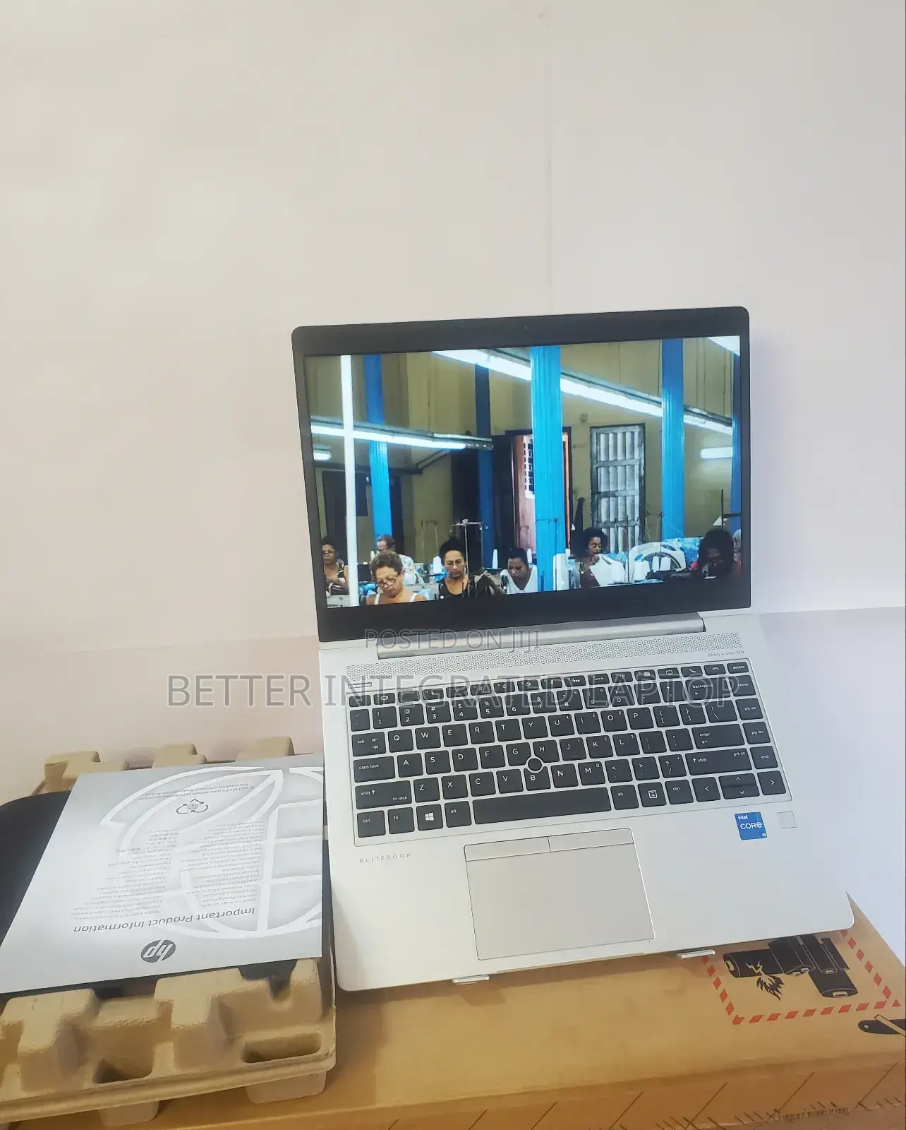 New Laptop HP EliteBook 735 G6 32GB Intel Core i5 SSD 1T