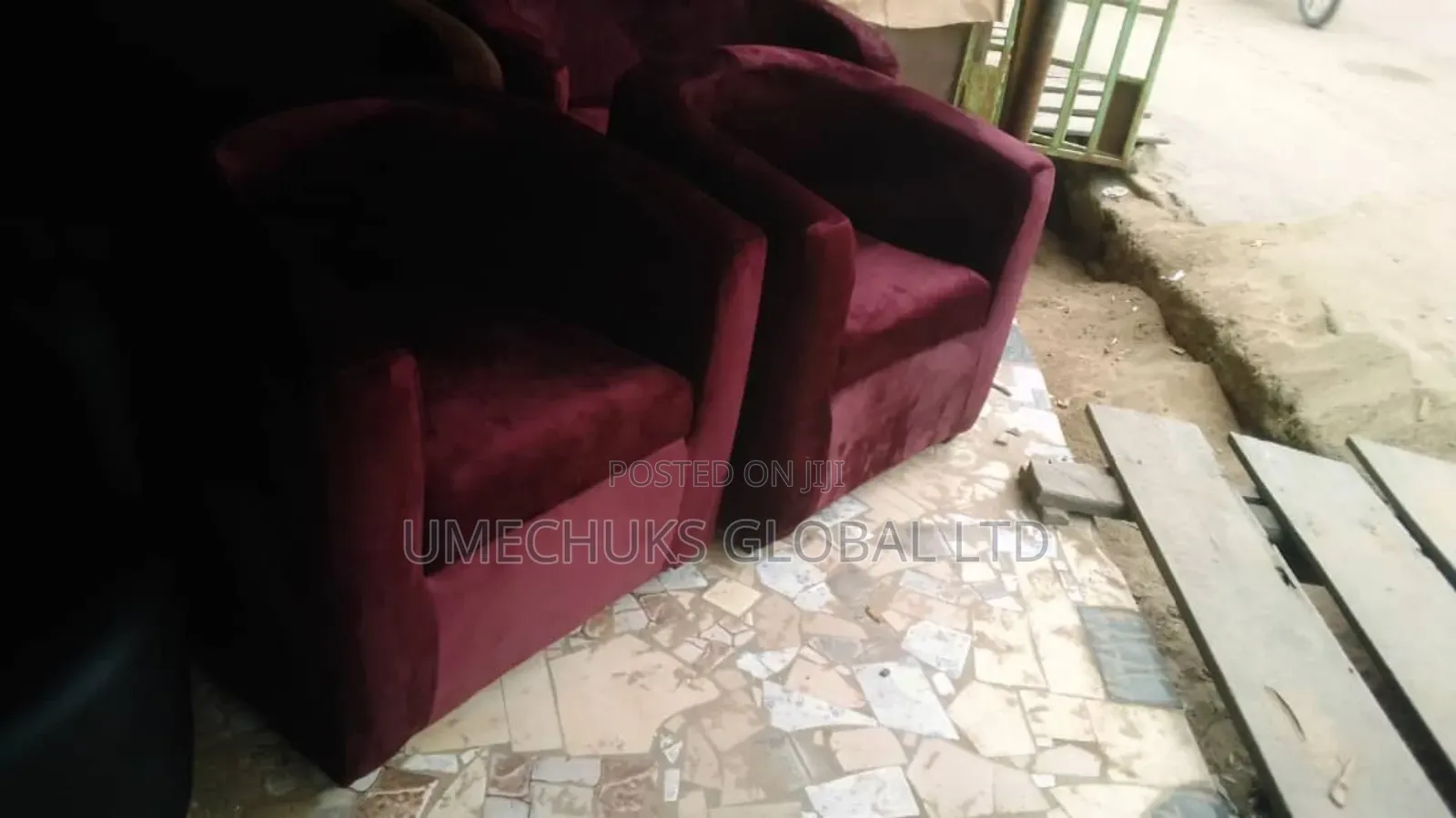 Top Quality Well Padded Sofa Chair for Bar,Home, Hotel, Etc