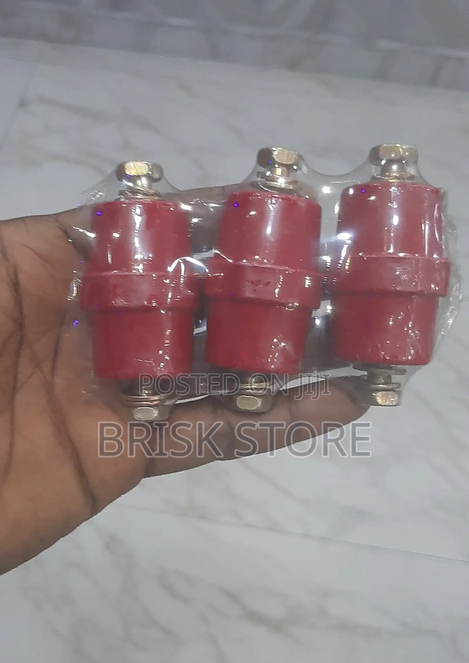Sm-76 Busbar Insulator – M10/M12, 76mm High, Red Polyester