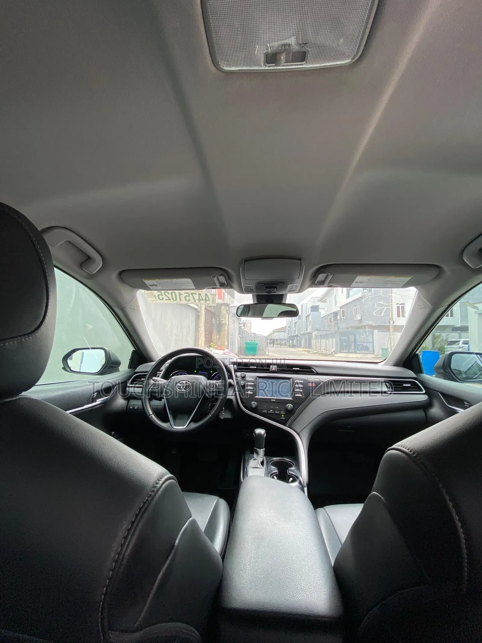 Toyota Camry SE FWD 2020 Black