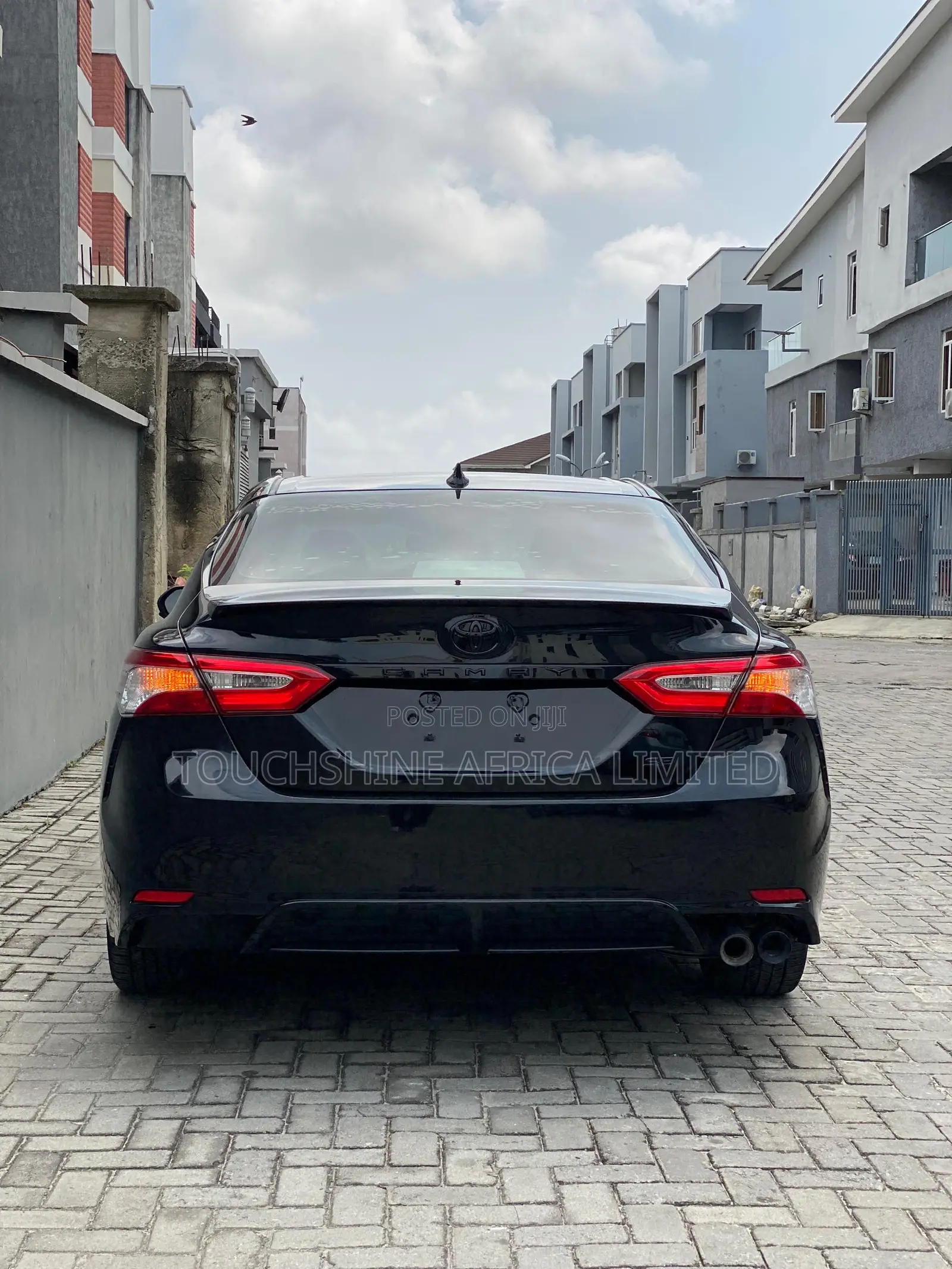Toyota Camry SE FWD 2020 Black