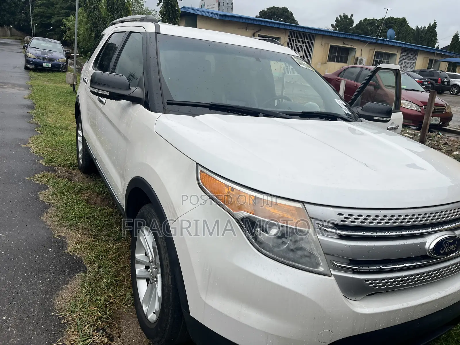 Ford Explorer XLT 4dr SUV AWD (3.5L 6cyl 6A) 2014 White
