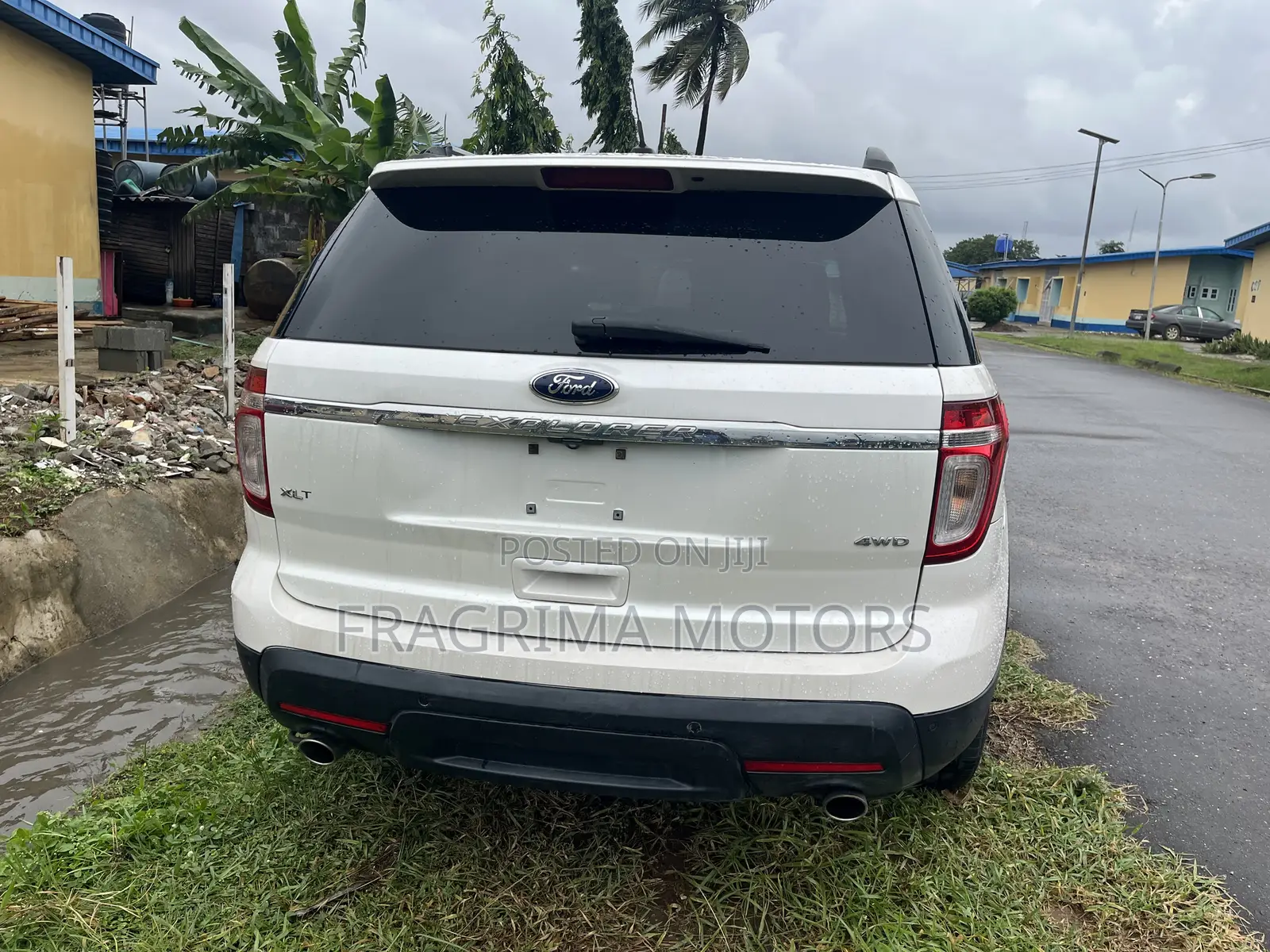 Ford Explorer XLT 4dr SUV AWD (3.5L 6cyl 6A) 2014 White