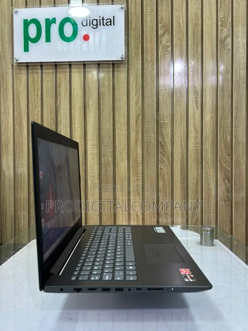 Laptop Lenovo IdeaPad 330 12GB AMD Ryzen 3 HDD 500GB