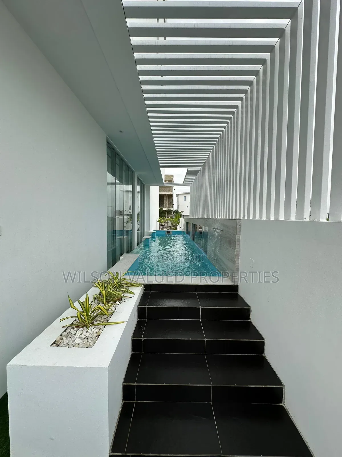 Furnished 5bdrm Mansion in Wvp Homes, Osapa london for sale