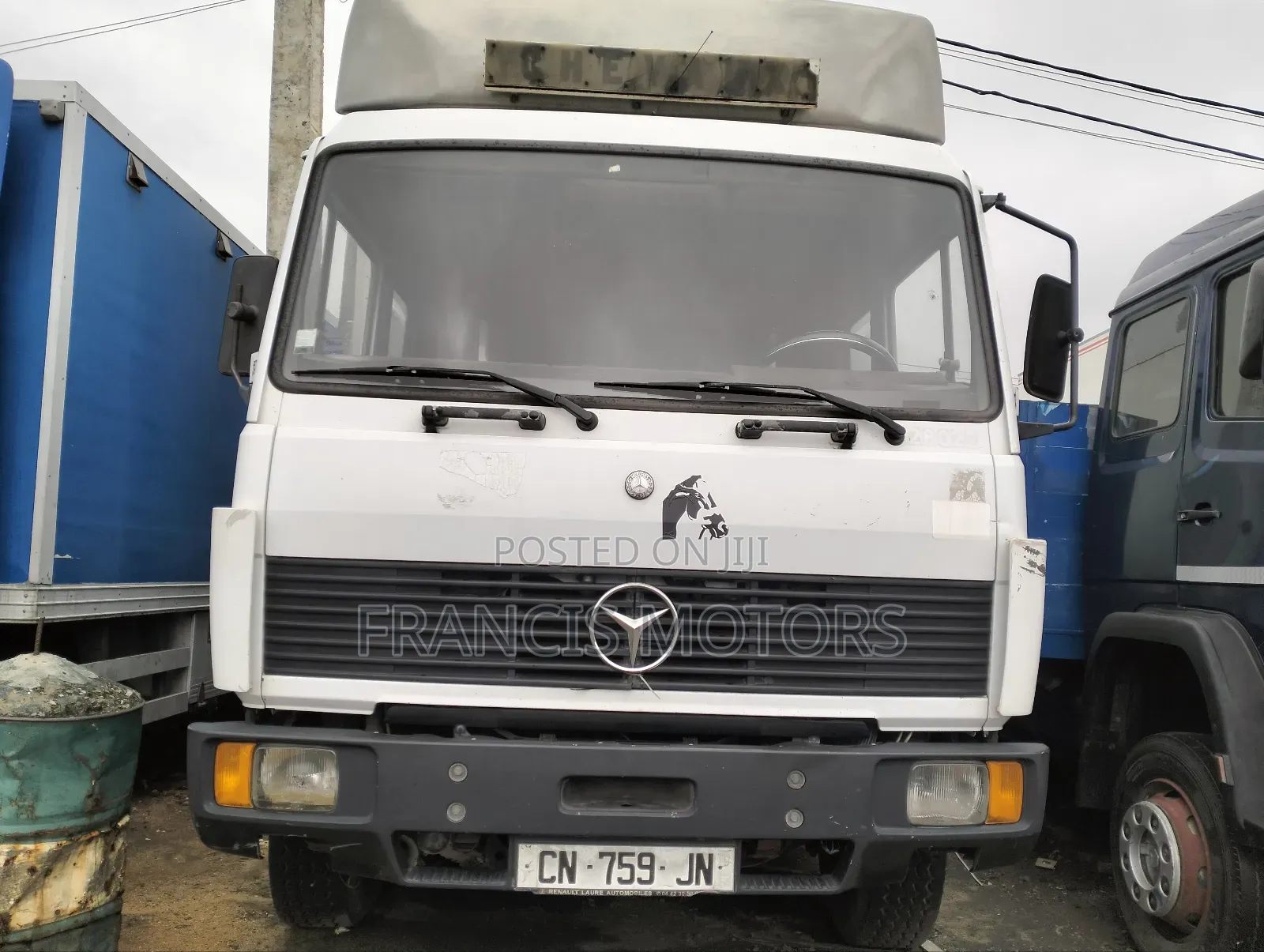 Mercedes Benz Truck 814 Container Body