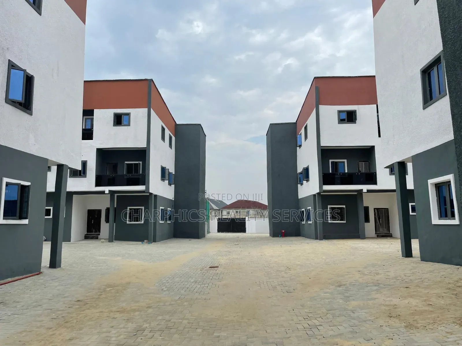 4bdrm Duplex in Sangotedo for sale