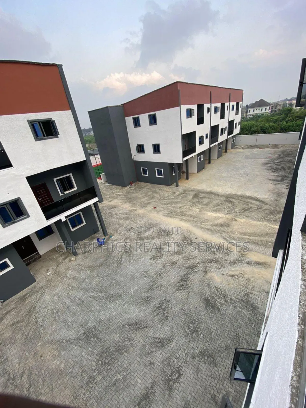 4bdrm Duplex in Sangotedo for sale