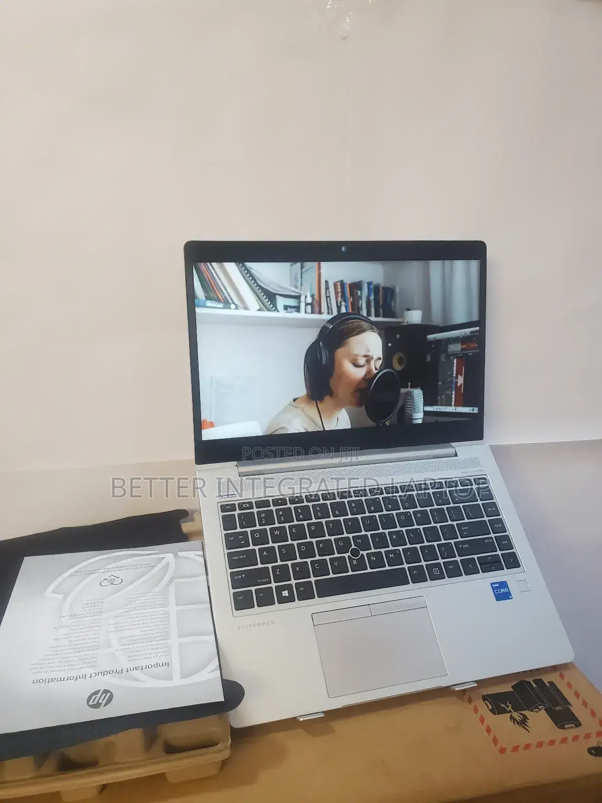 New Laptop HP EliteBook 735 G6 16GB Intel Core i5 SSD 1T
