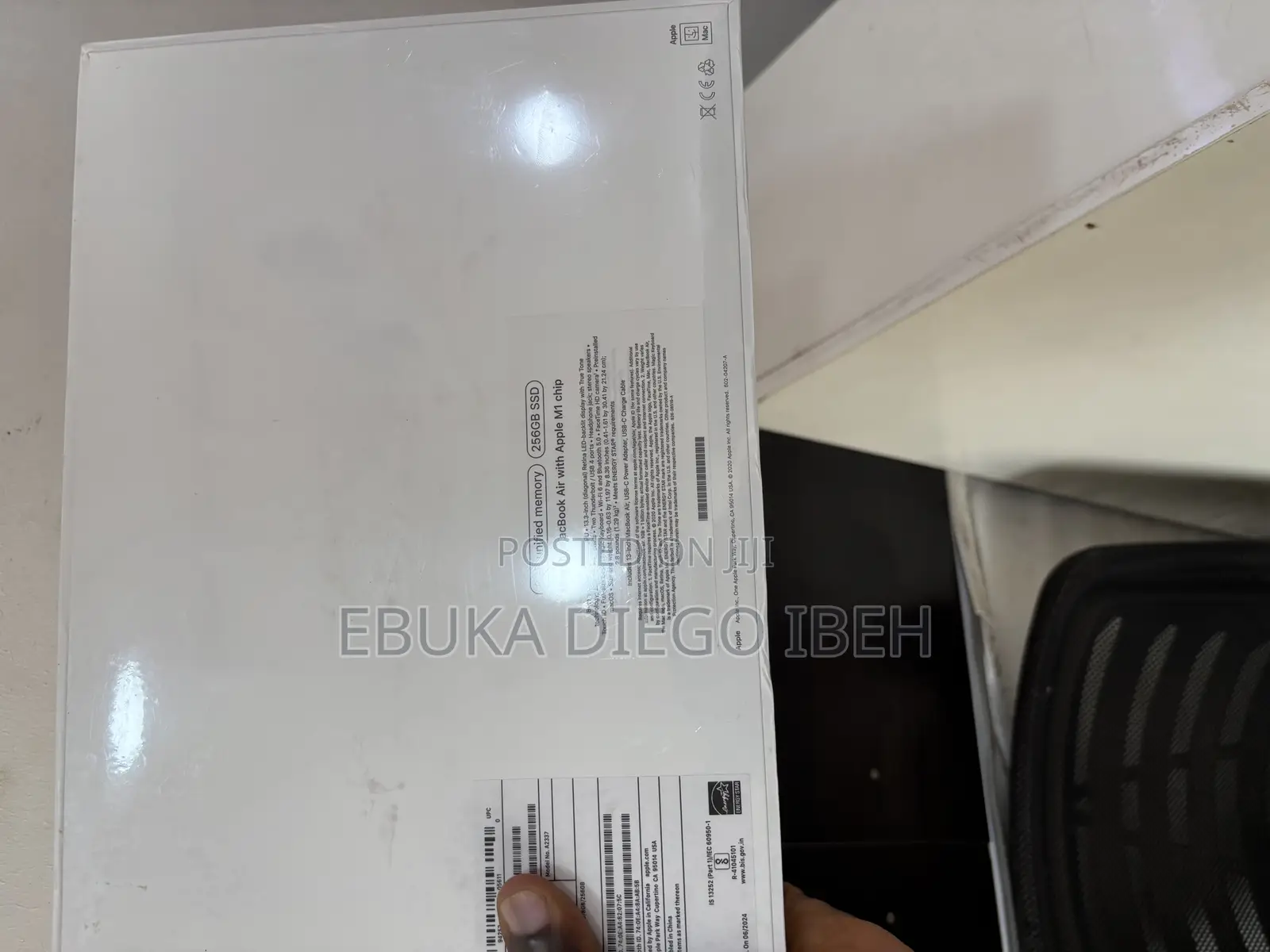 New Laptop Apple MacBook Air 8GB SSD 256GB