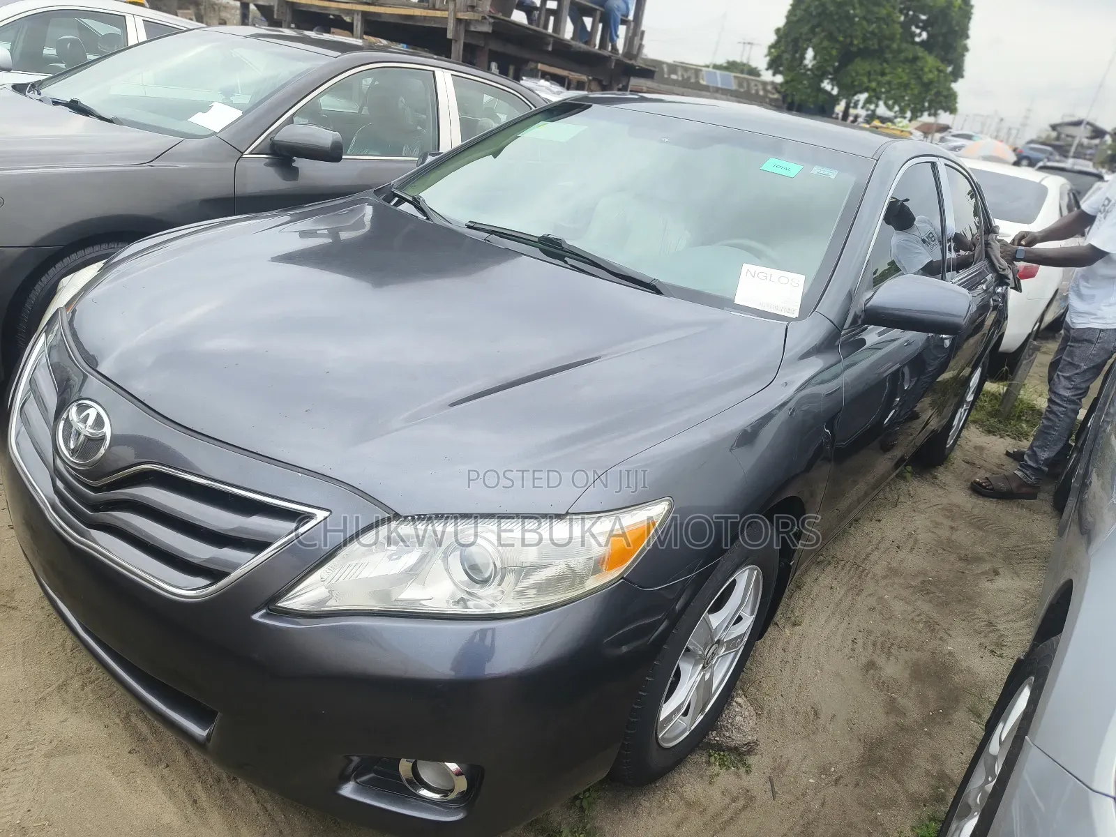 Toyota Camry LE 4dr Sedan (2.5L 4cyl 6AM) 2010 Gray