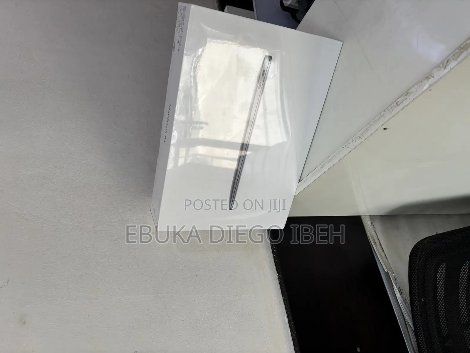 New Laptop Apple MacBook Air 8GB SSD 256GB