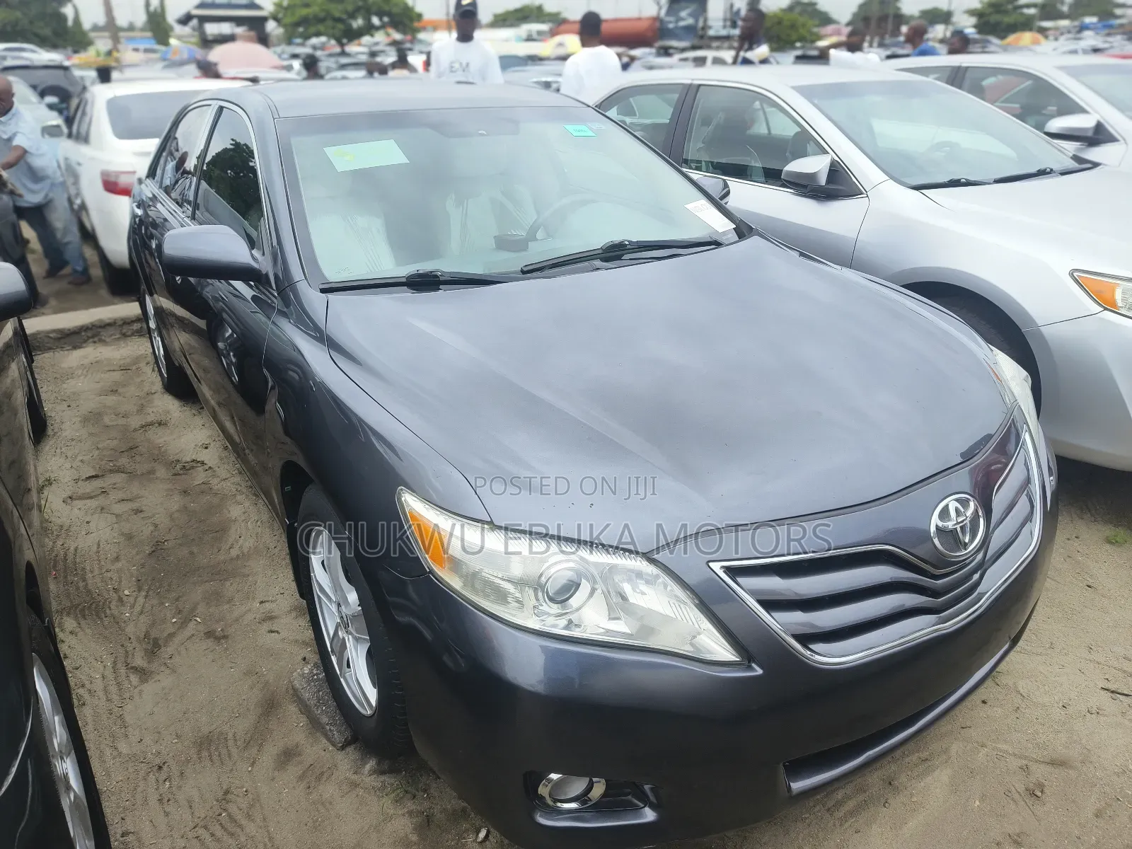 Toyota Camry LE 4dr Sedan (2.5L 4cyl 6AM) 2010 Gray