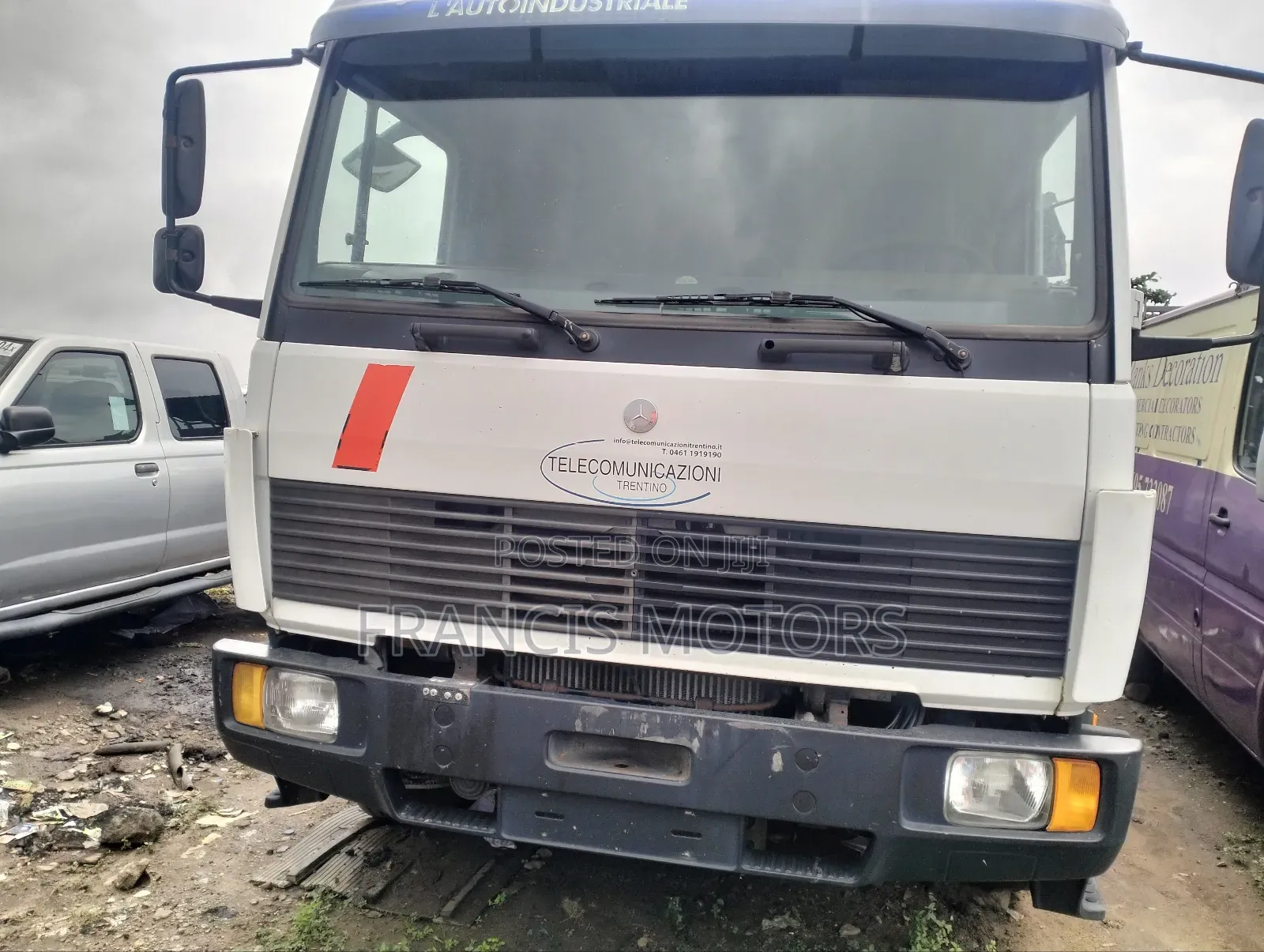 Mercedes Benz Hiab Truck 5 Tons