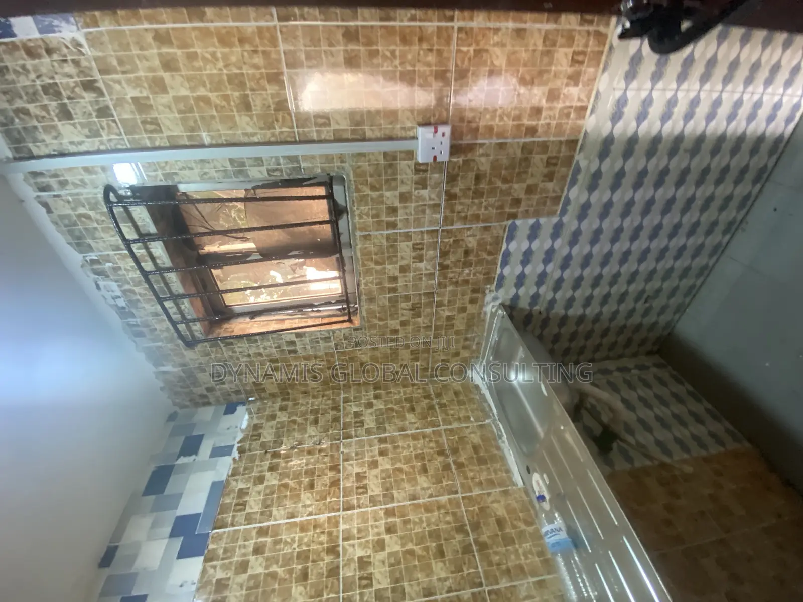 Furnished Mini Flat in Omole Phase 2 for rent