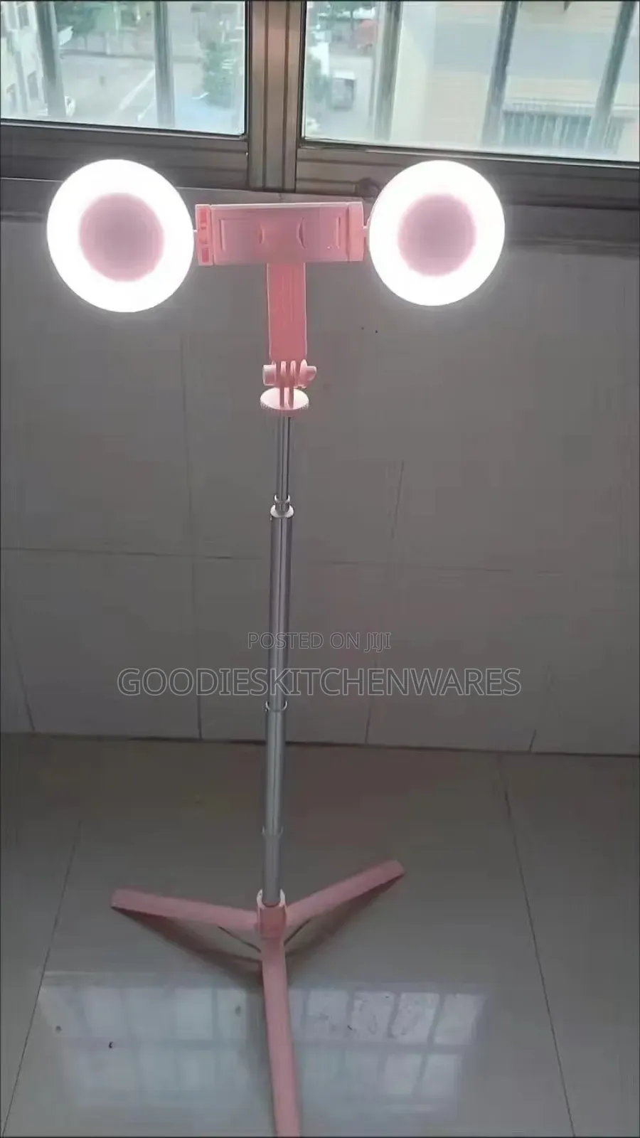 Selfie Stick Tripod With Two Fill Lights