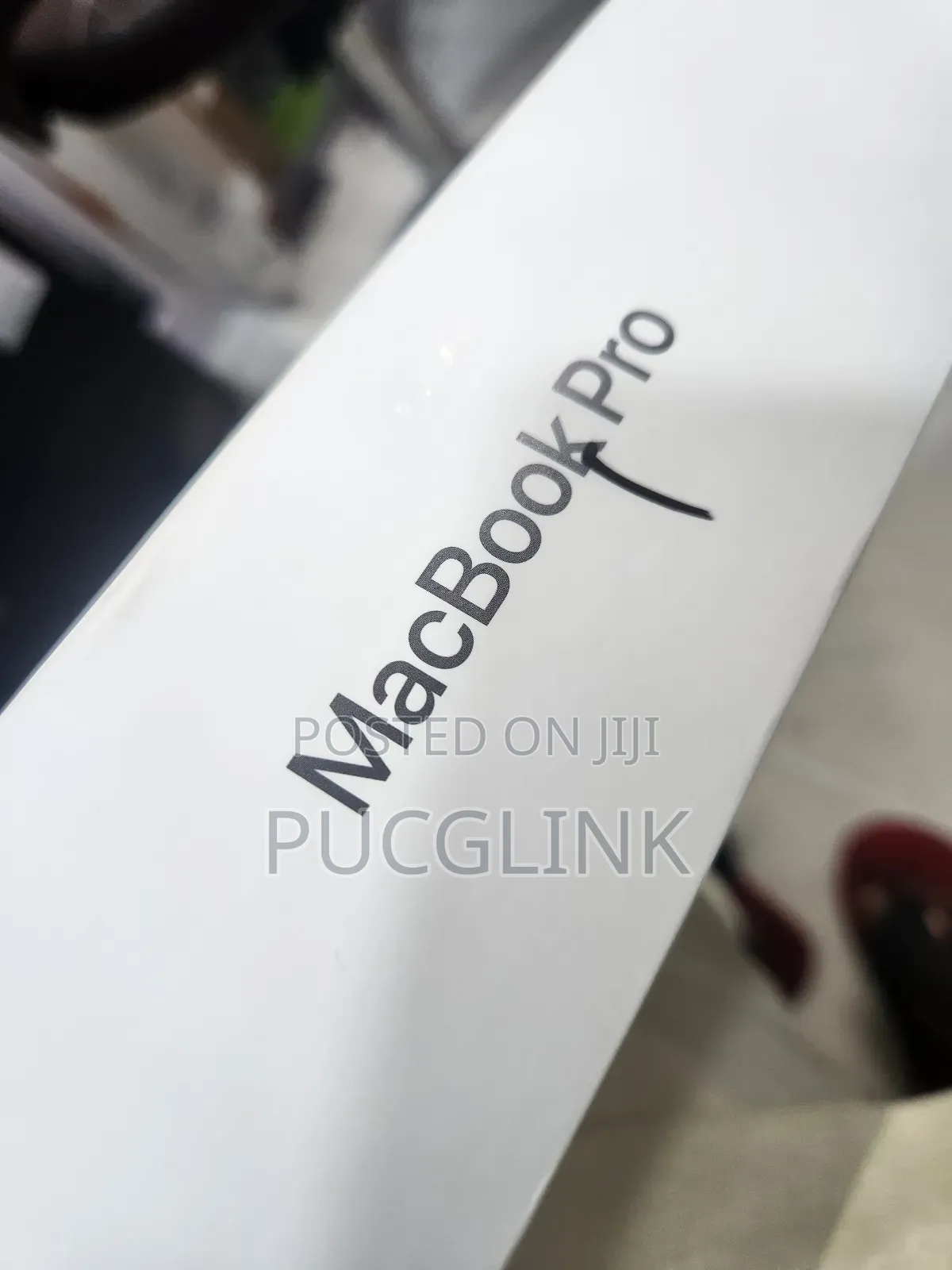New Apple MacBook Pro 2024 M4 Max 16-Inch 64GB Apple M4 Max SSD 2T