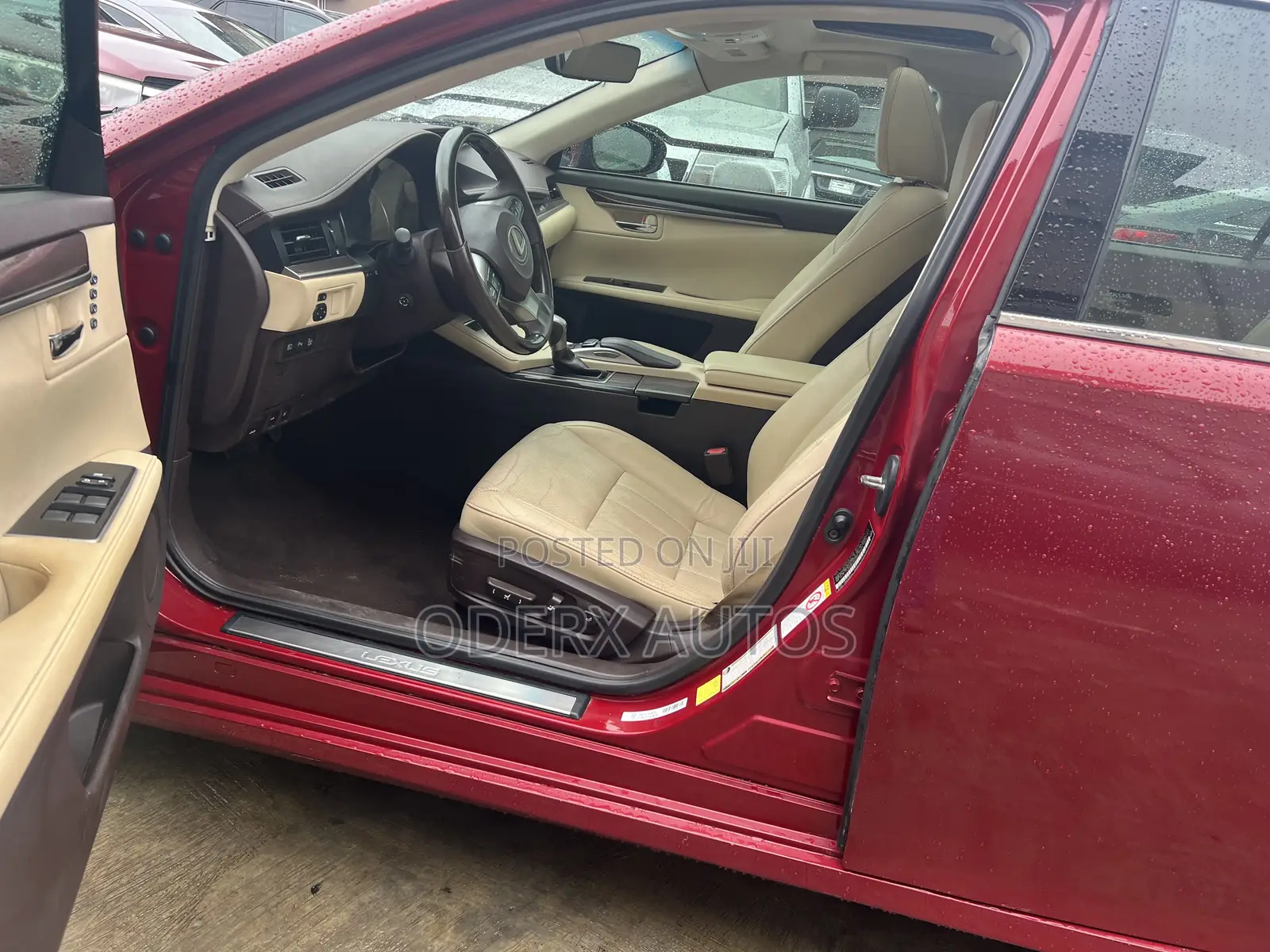 Lexus ES 350 FWD 2017 Red