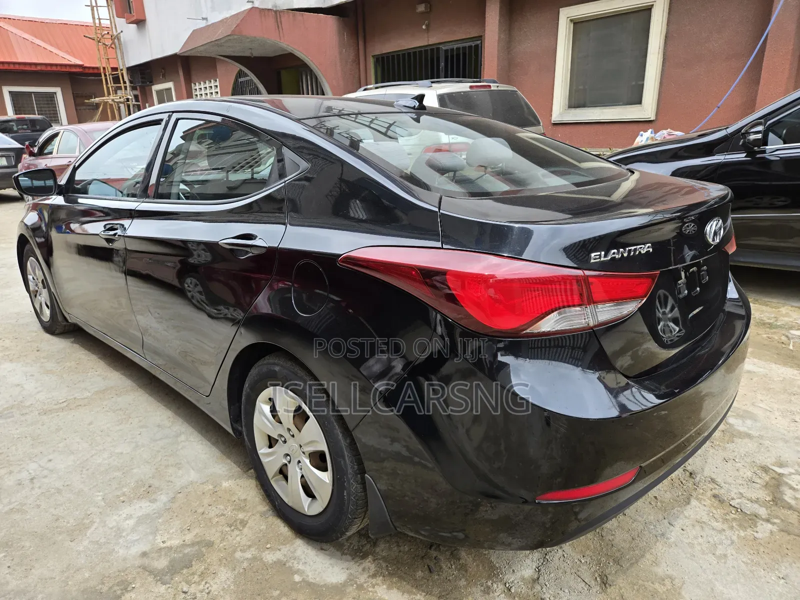 Hyundai Elantra SE Sedan FWD (1.8L 4cyl 6A) 2016 Black